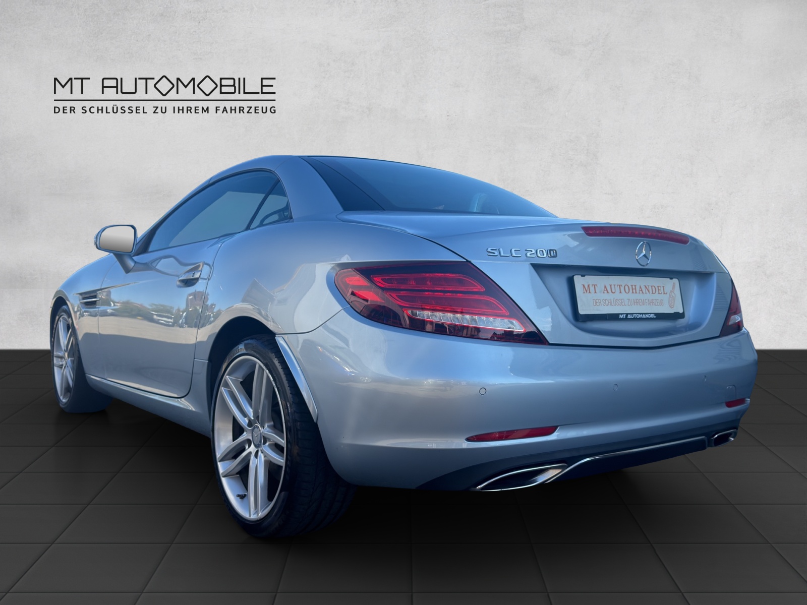 MERCEDES-BENZ SLC 200 9G-Tronic-image-3