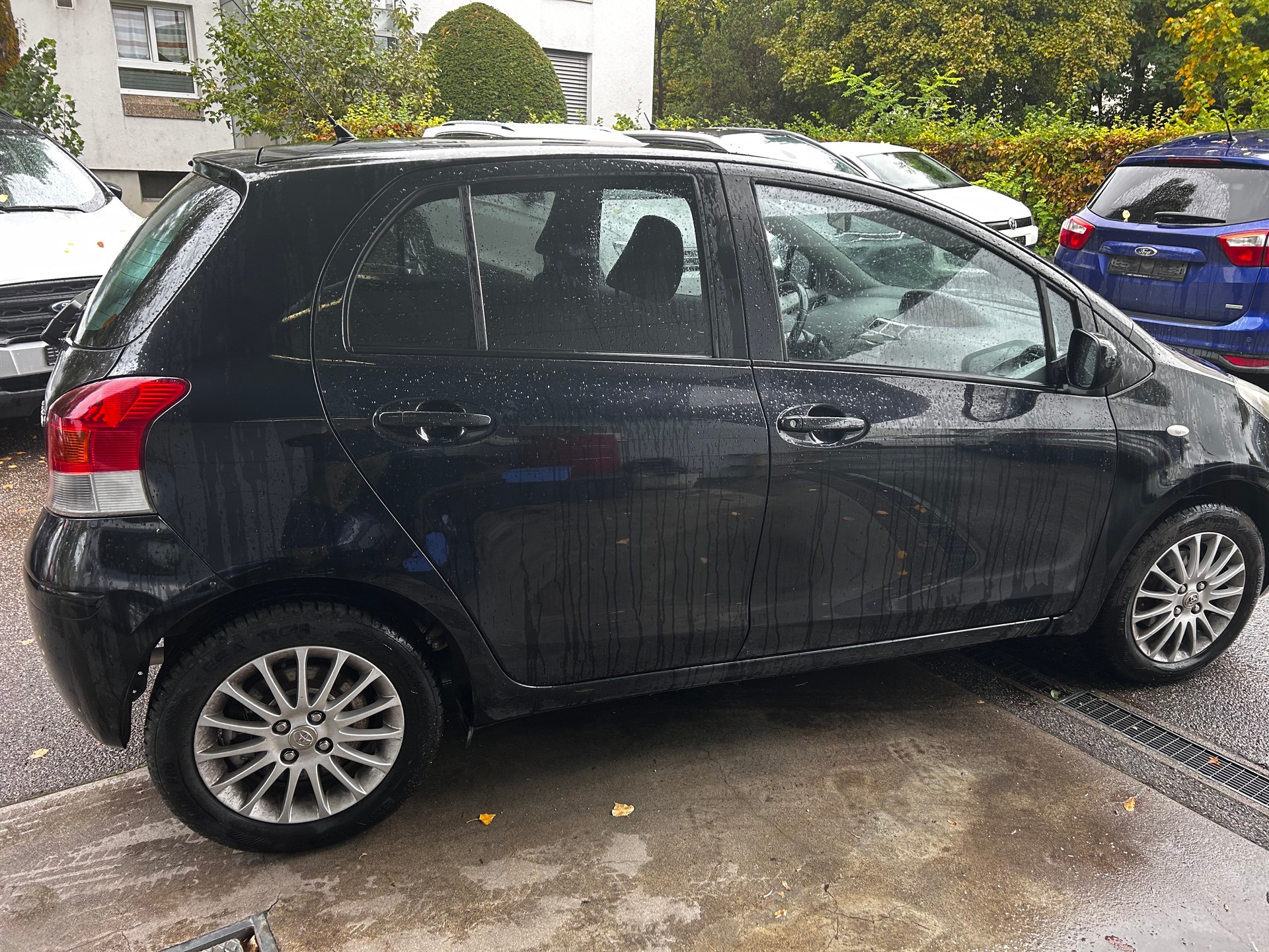 TOYOTA Yaris 1.33 Linea Sol-image-3