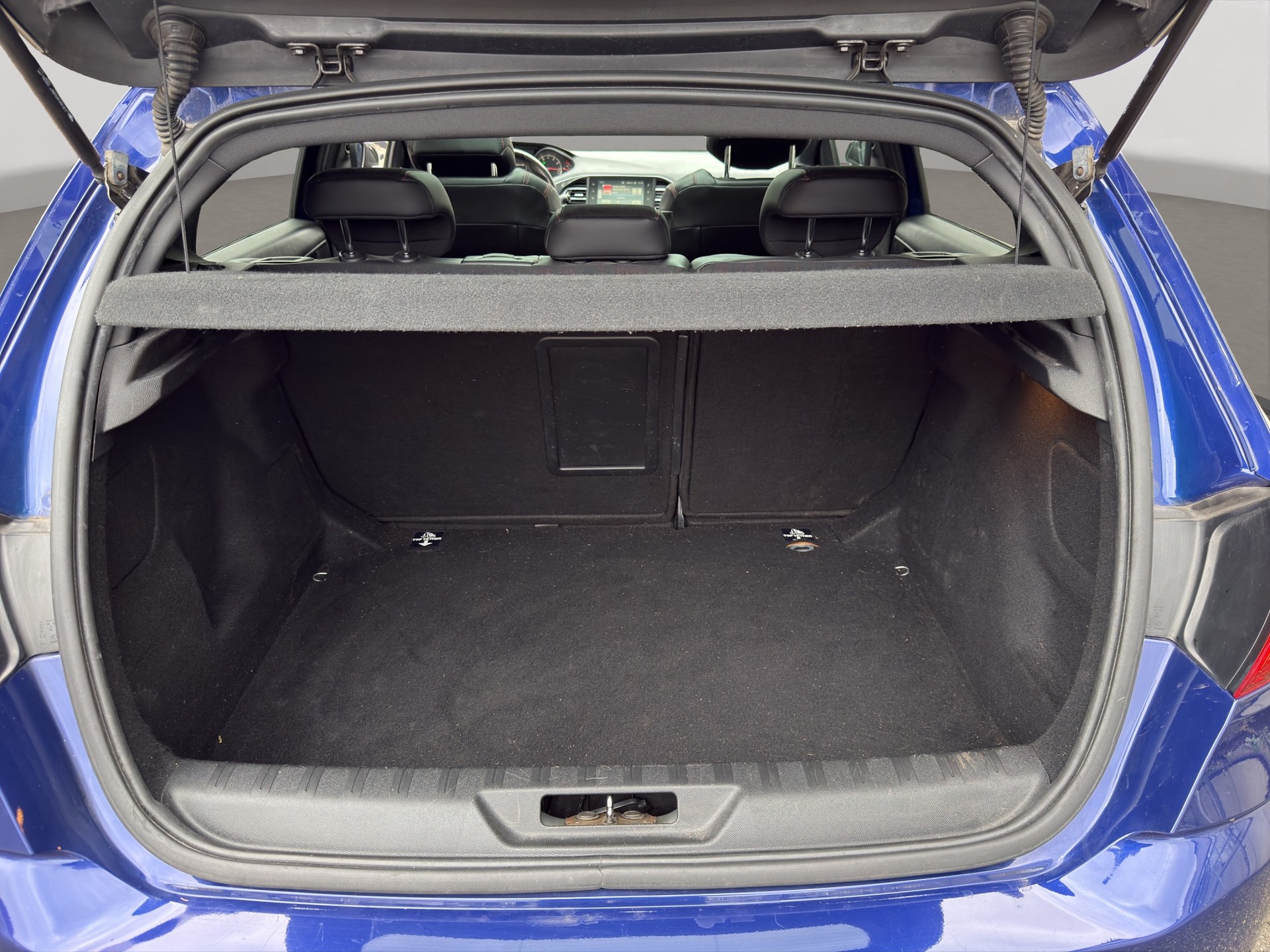 PEUGEOT 308 1.6 e-THP GT-image-14