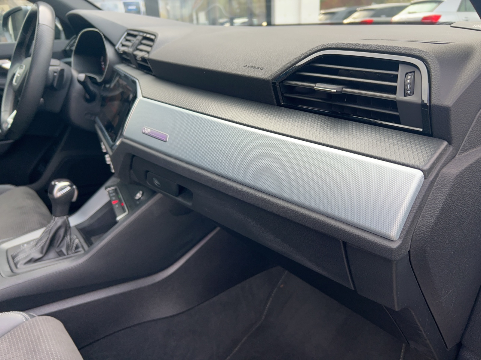 AUDI Q3 Sportback 45 TFSI e S line S-tronic-image-20