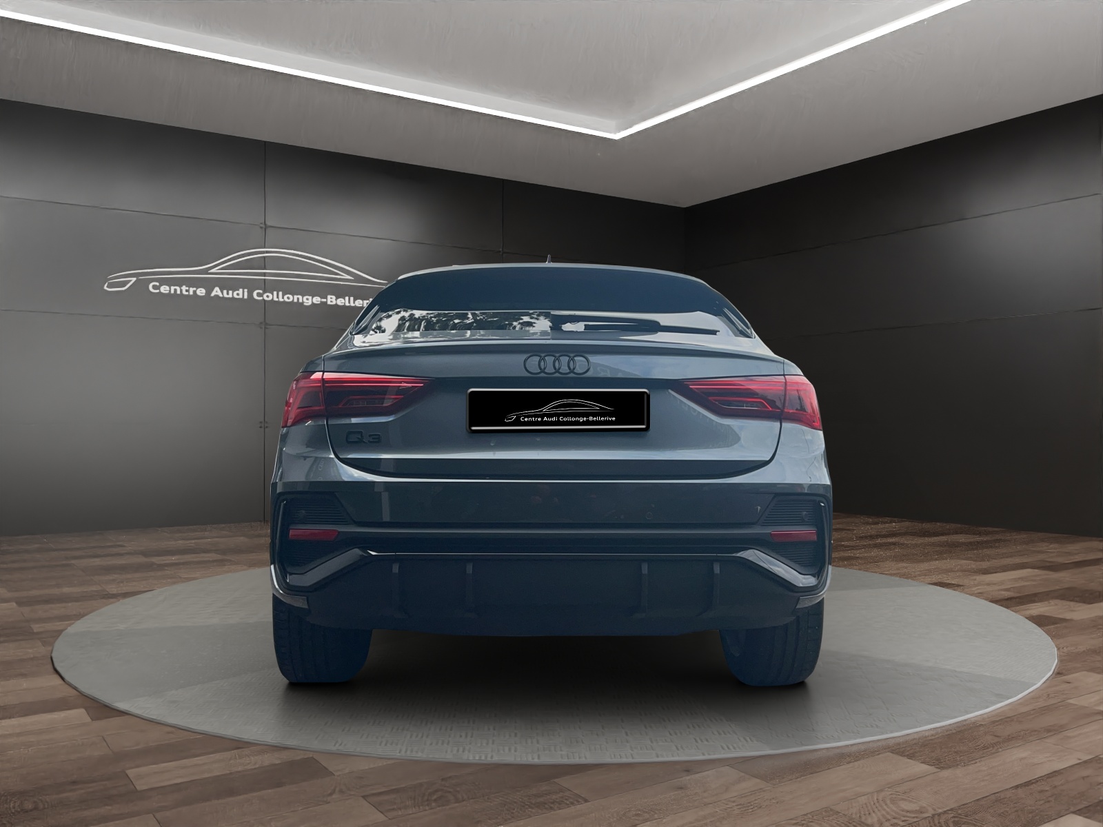 AUDI Q3 Sportback 45 TFSI e S line S-tronic-image-4