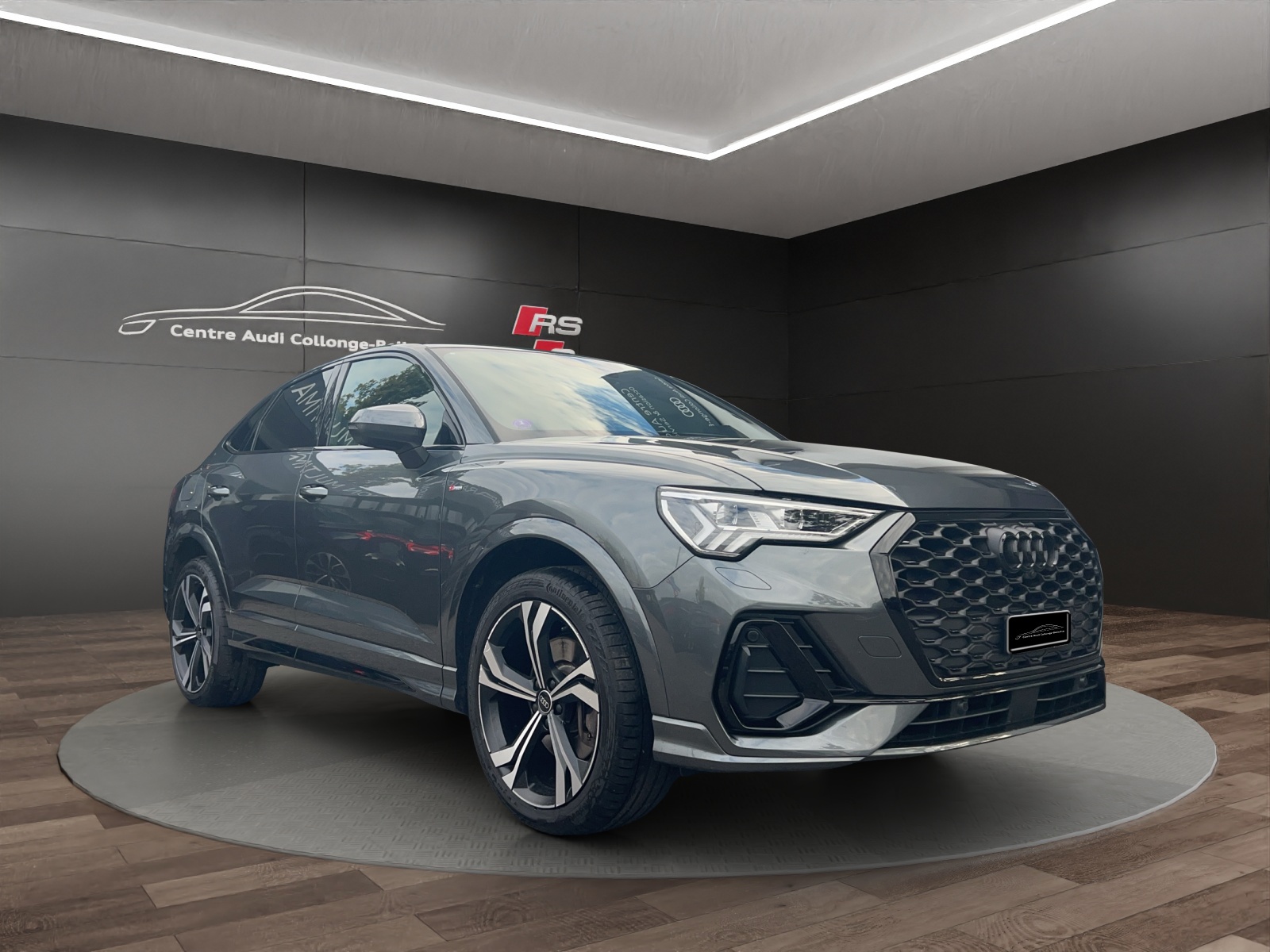 AUDI Q3 Sportback 45 TFSI e S line S-tronic-image-6