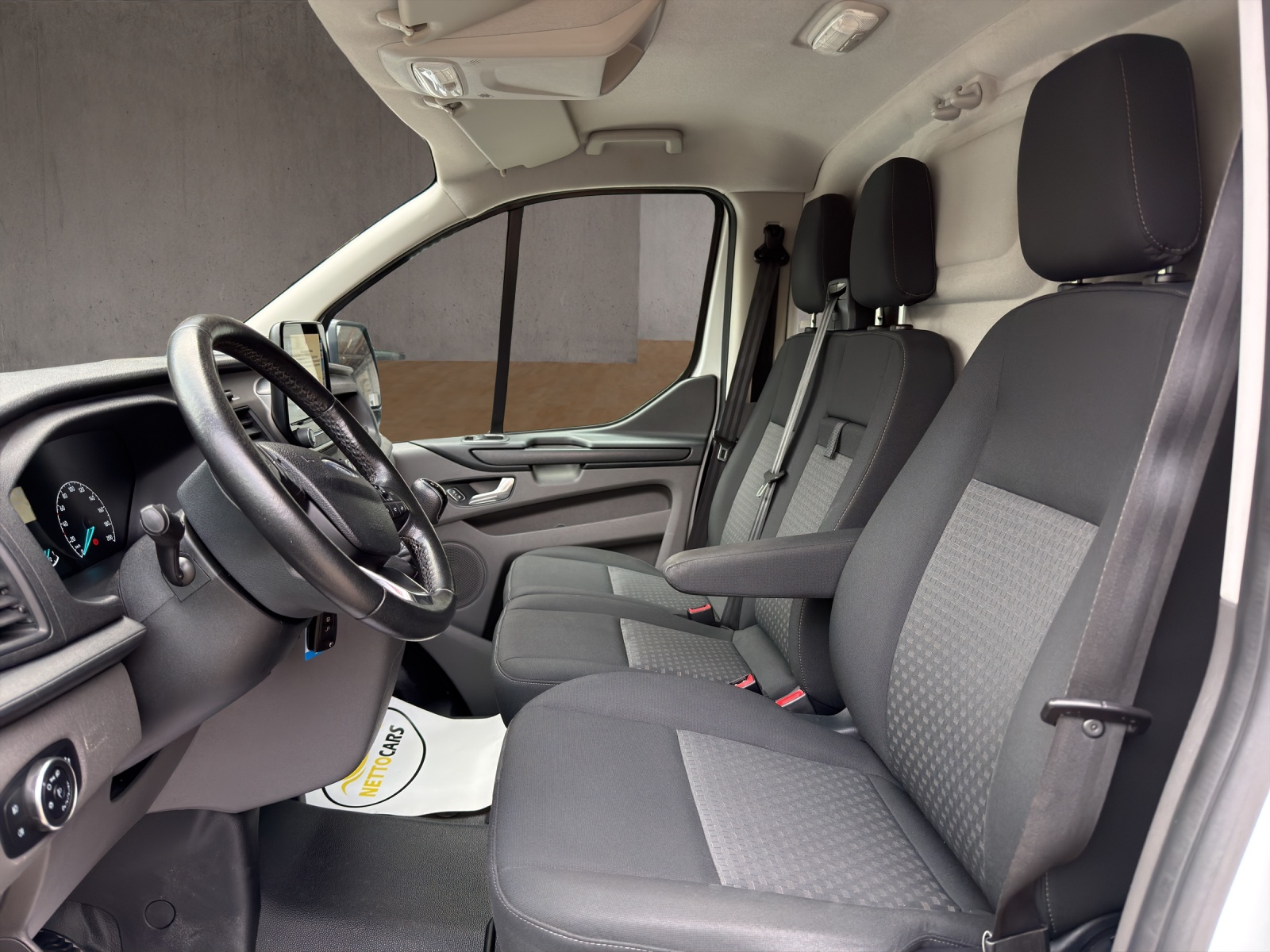 FORD Transit Custom Van 280 L1H1Trend-image-6