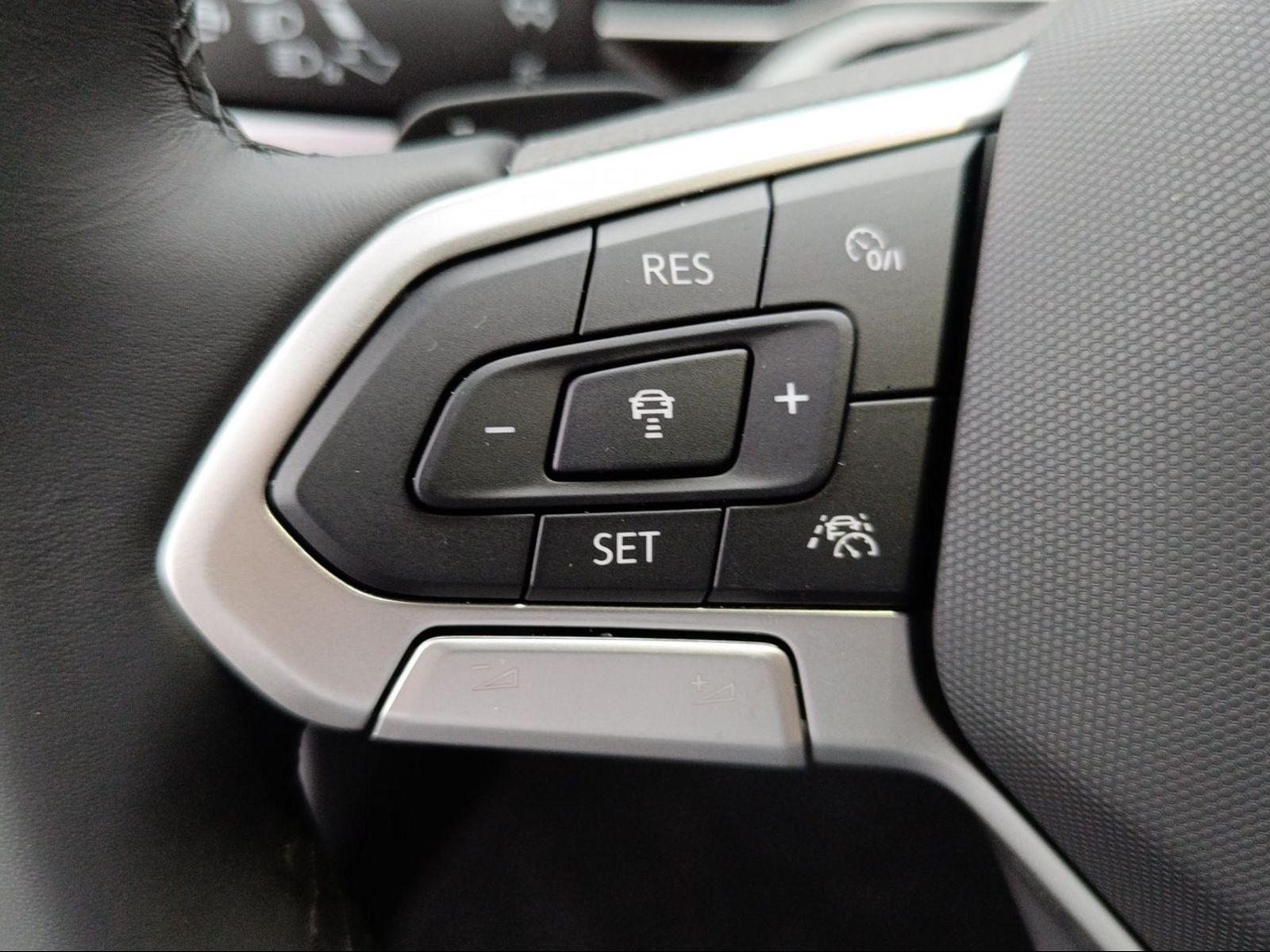 VW Taigo 1.0 TSI Style DSG-image-11