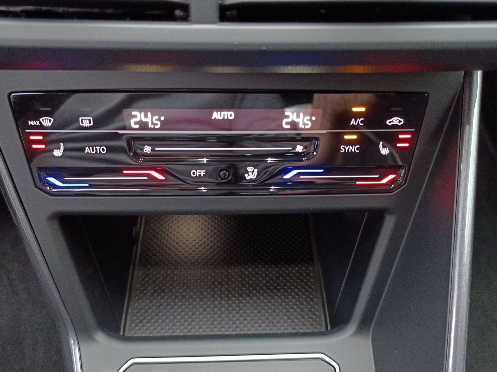 VW Taigo 1.0 TSI Style DSG-image-13