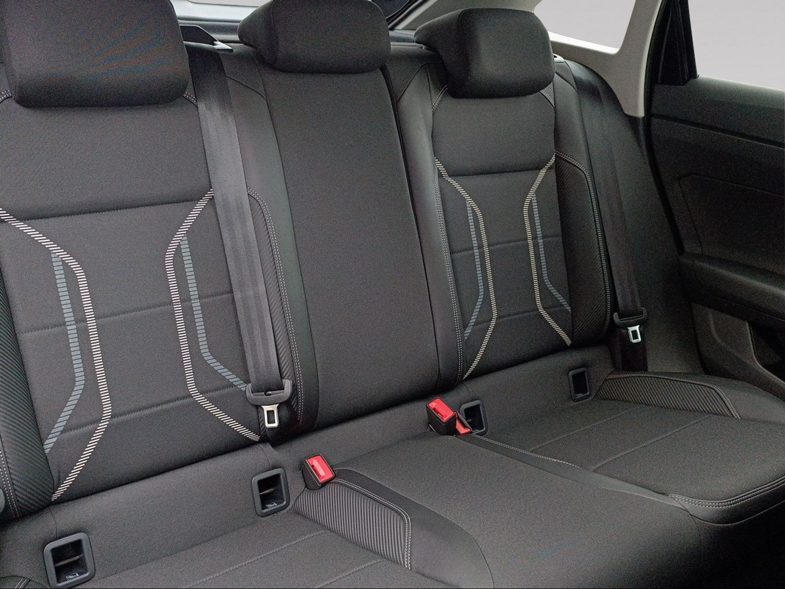 VW Taigo 1.0 TSI Style DSG-image-9
