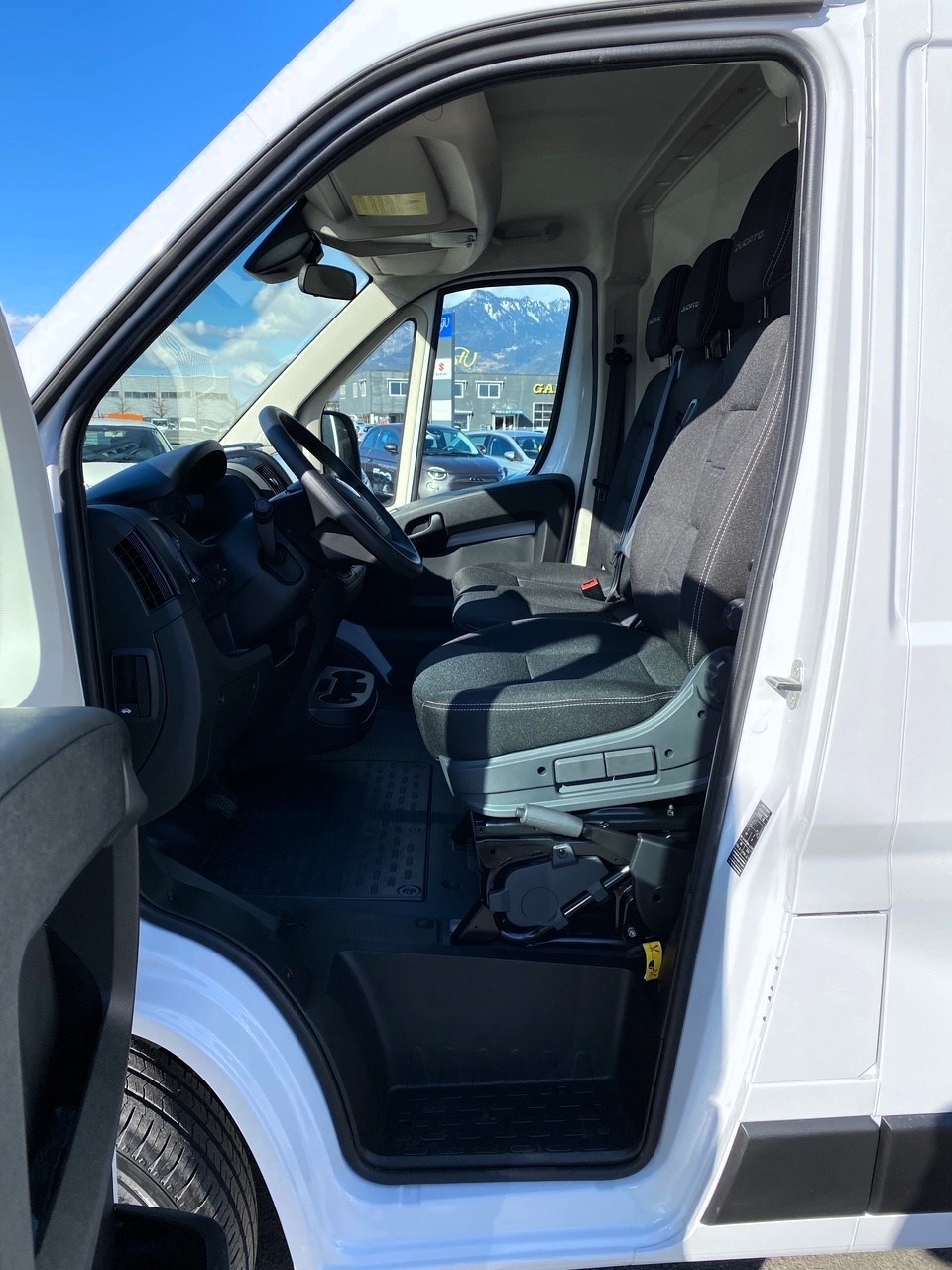 FIAT E-Ducato 35 79kWh L2H2-image-12