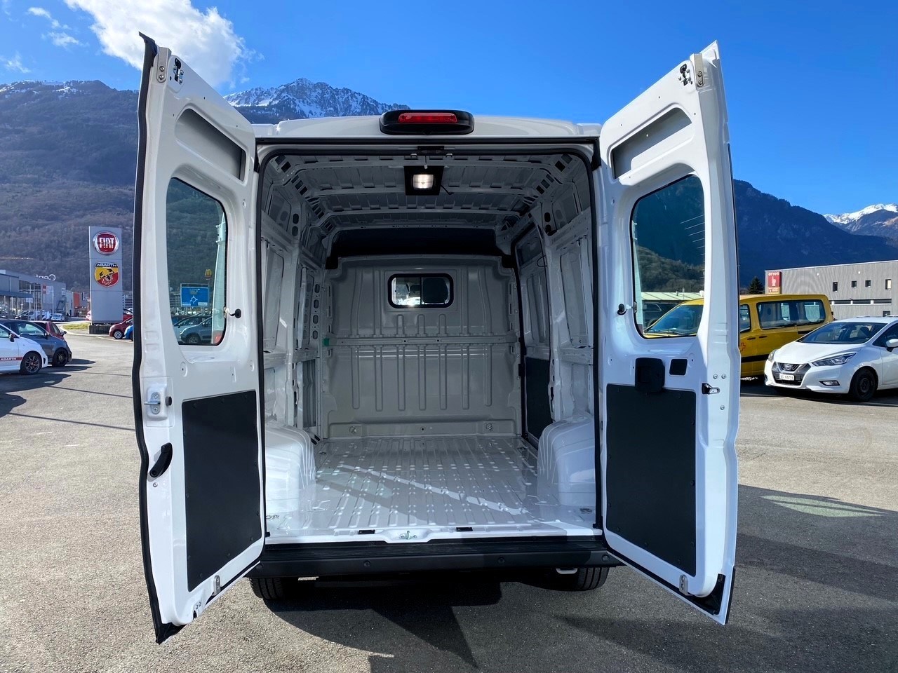 FIAT E-Ducato 35 79kWh L2H2-image-5