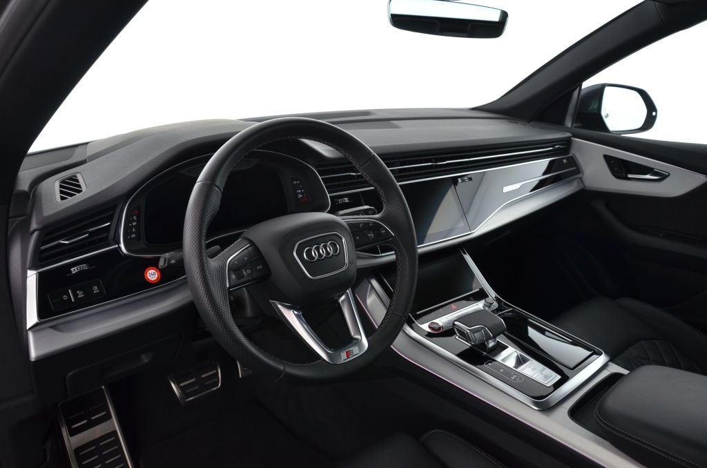 AUDI SQ8 TFSI Quattro-image-12
