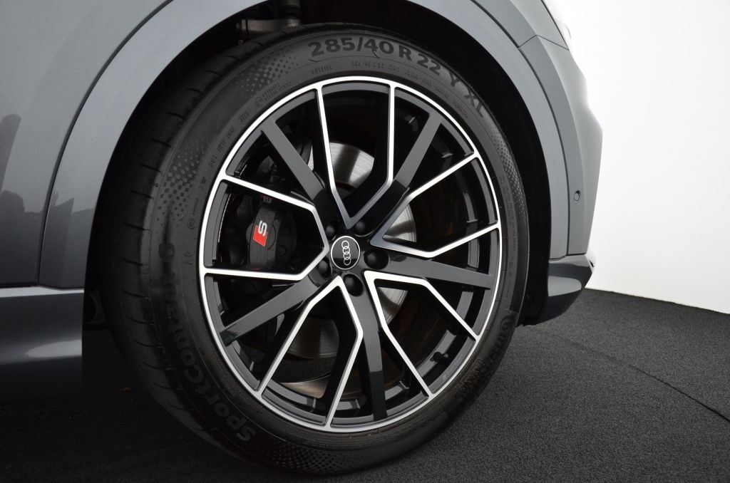 AUDI SQ8 TFSI Quattro-image-9
