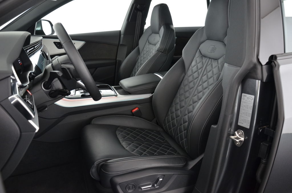 AUDI SQ8 TFSI Quattro-image-14