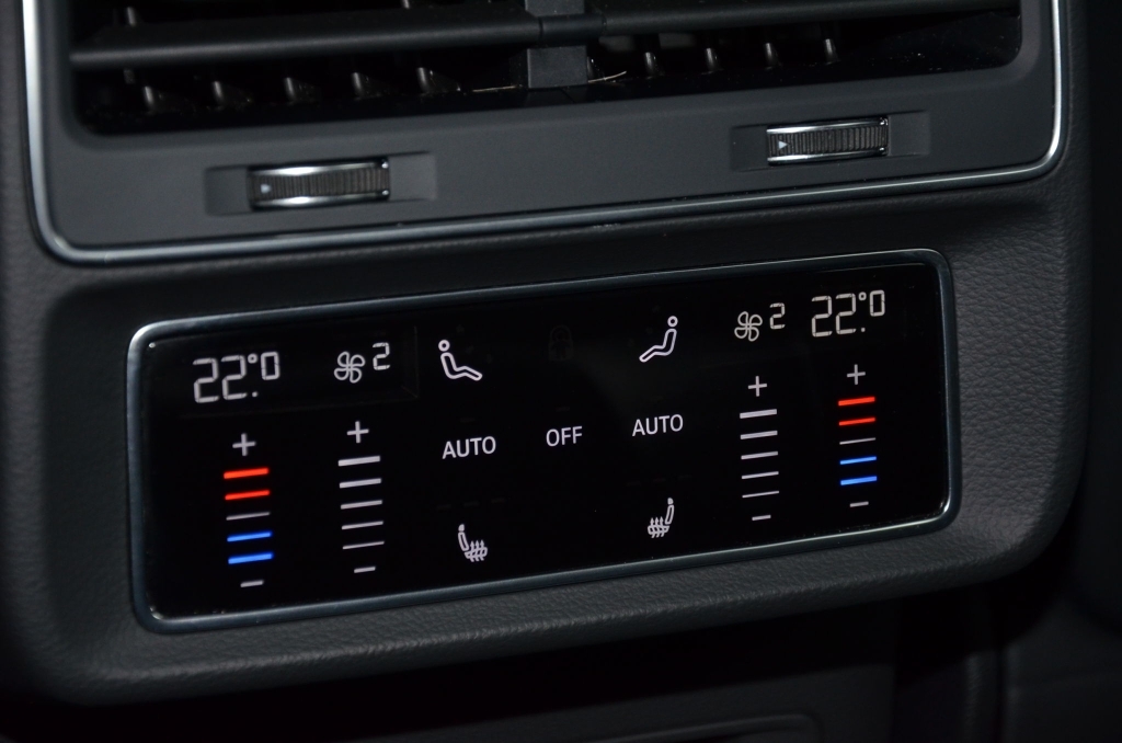 AUDI SQ8 TFSI Quattro-image-27