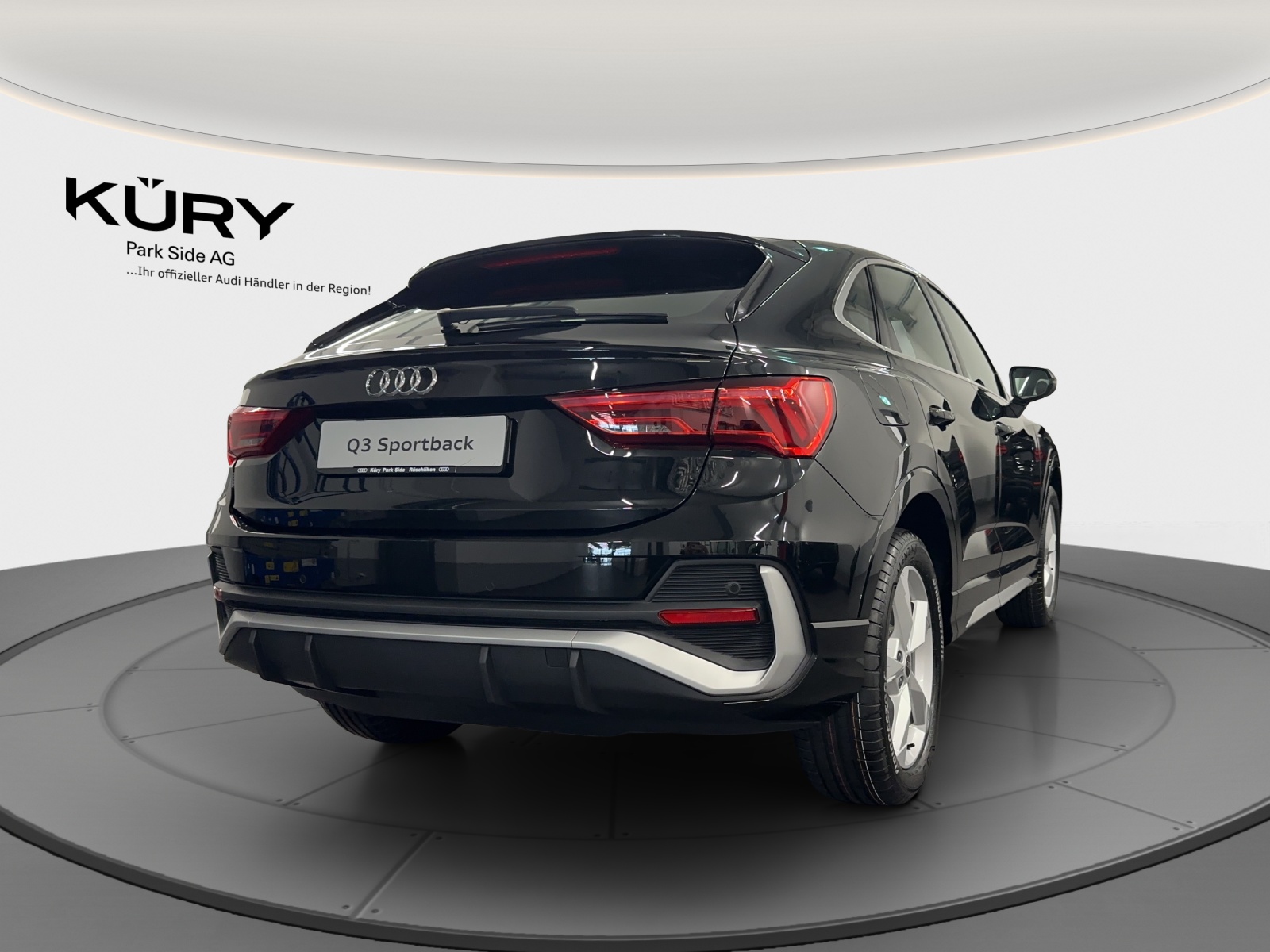 AUDI Q3 Sportback 35 TFSI S line Attraction S-tronic-image-3