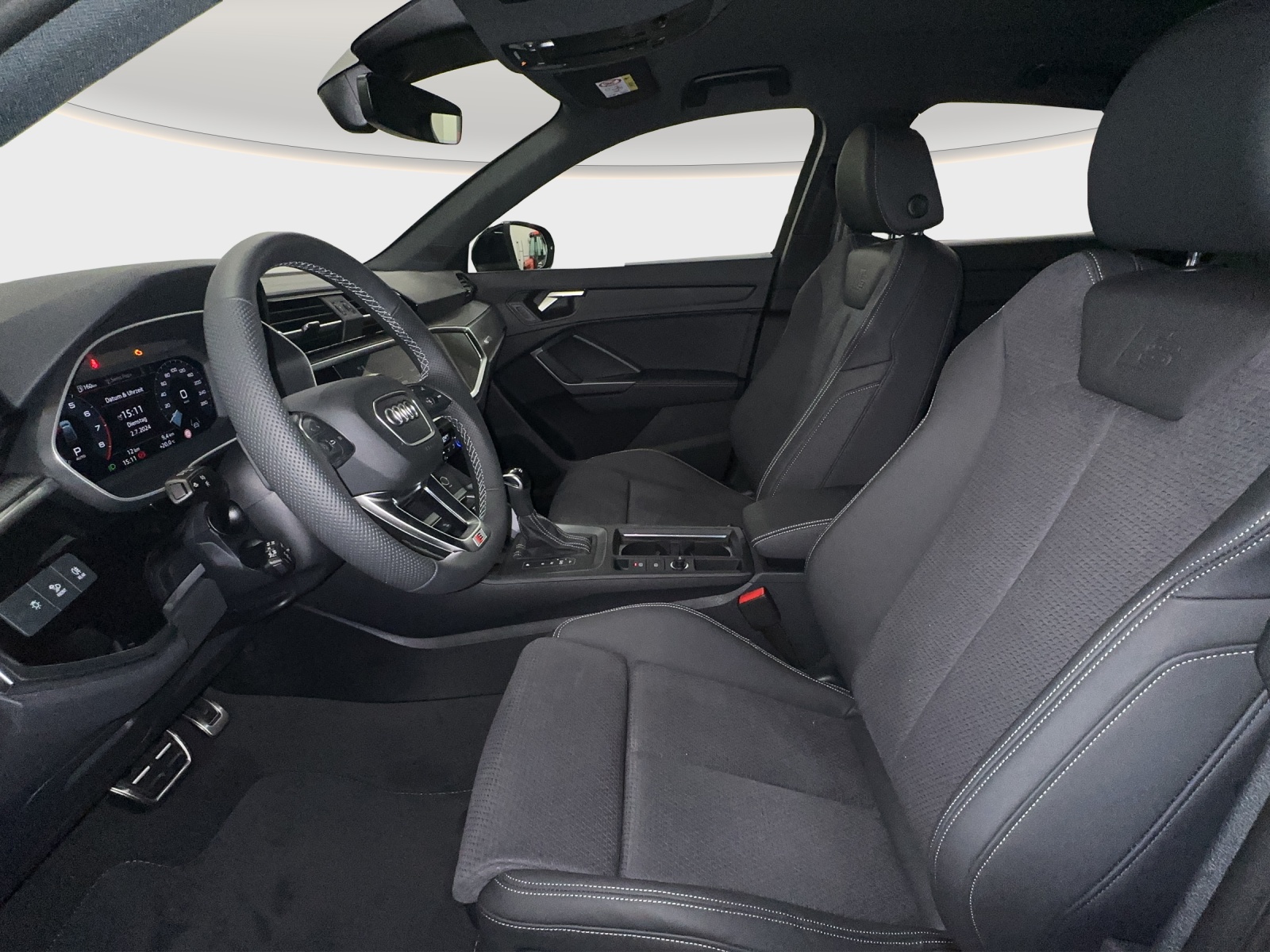 AUDI Q3 Sportback 35 TFSI S line Attraction S-tronic-image-4
