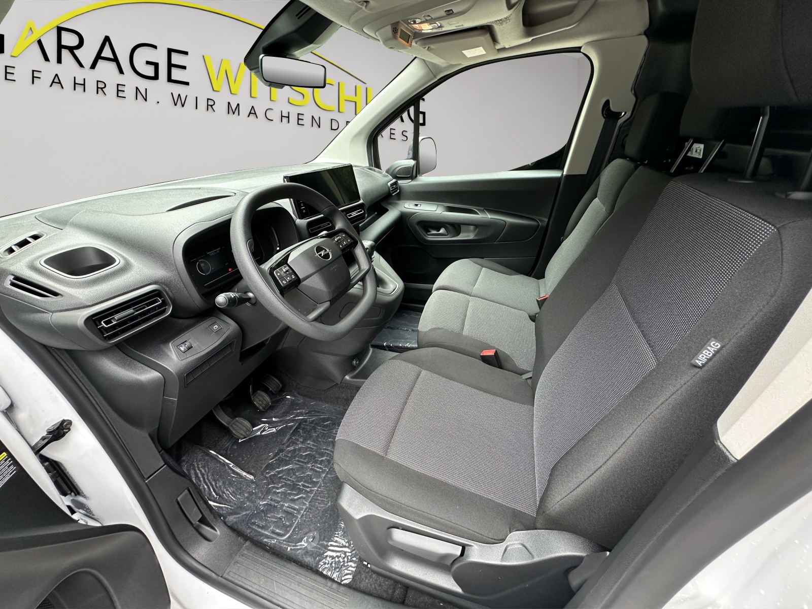 OPEL Combo Cargo 2.0 t 1.2 S/S Facelift-image-8