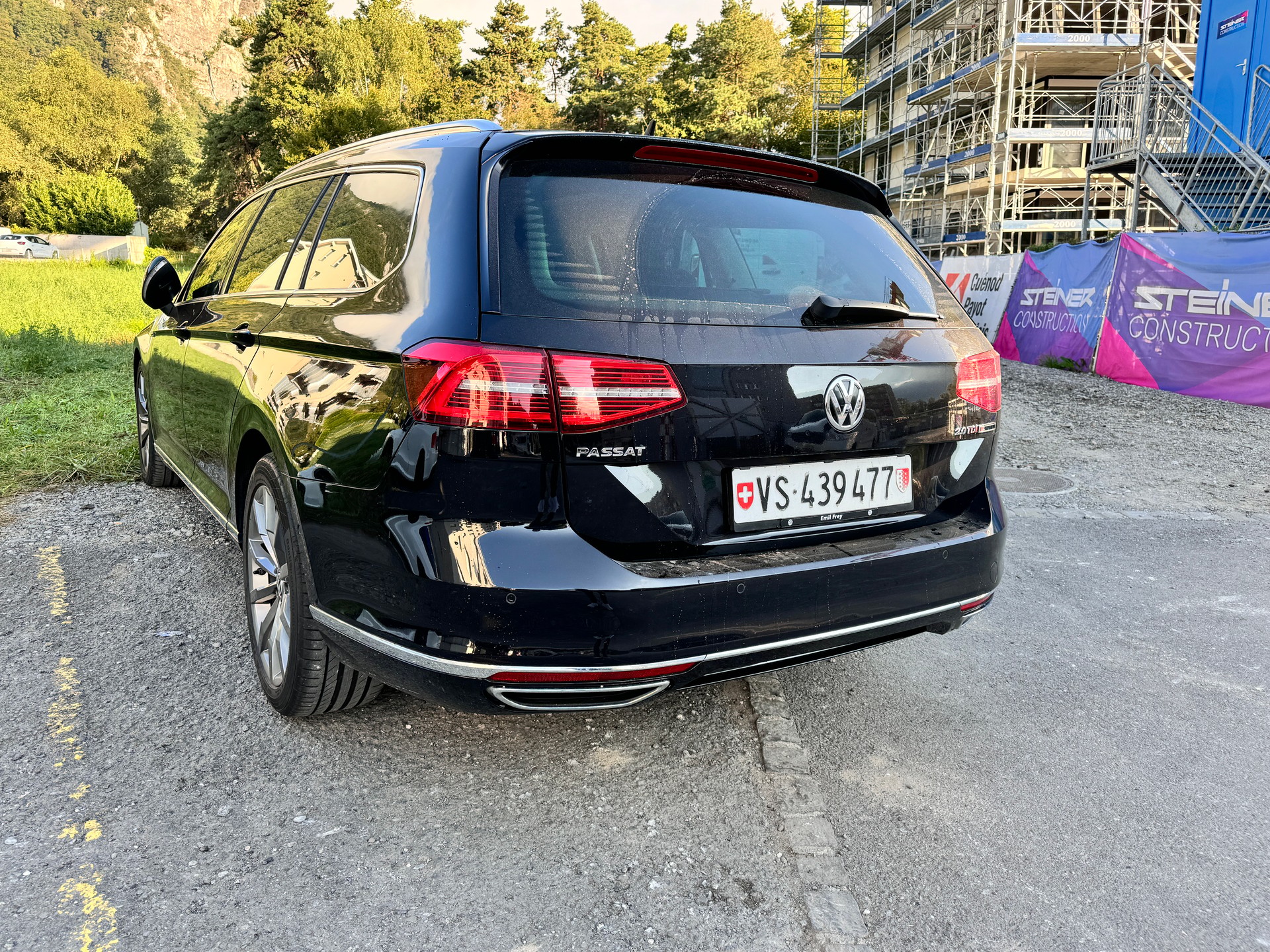 VW Passat Variant 2.0 TDI BMT High. DSG 4Motion-image-4