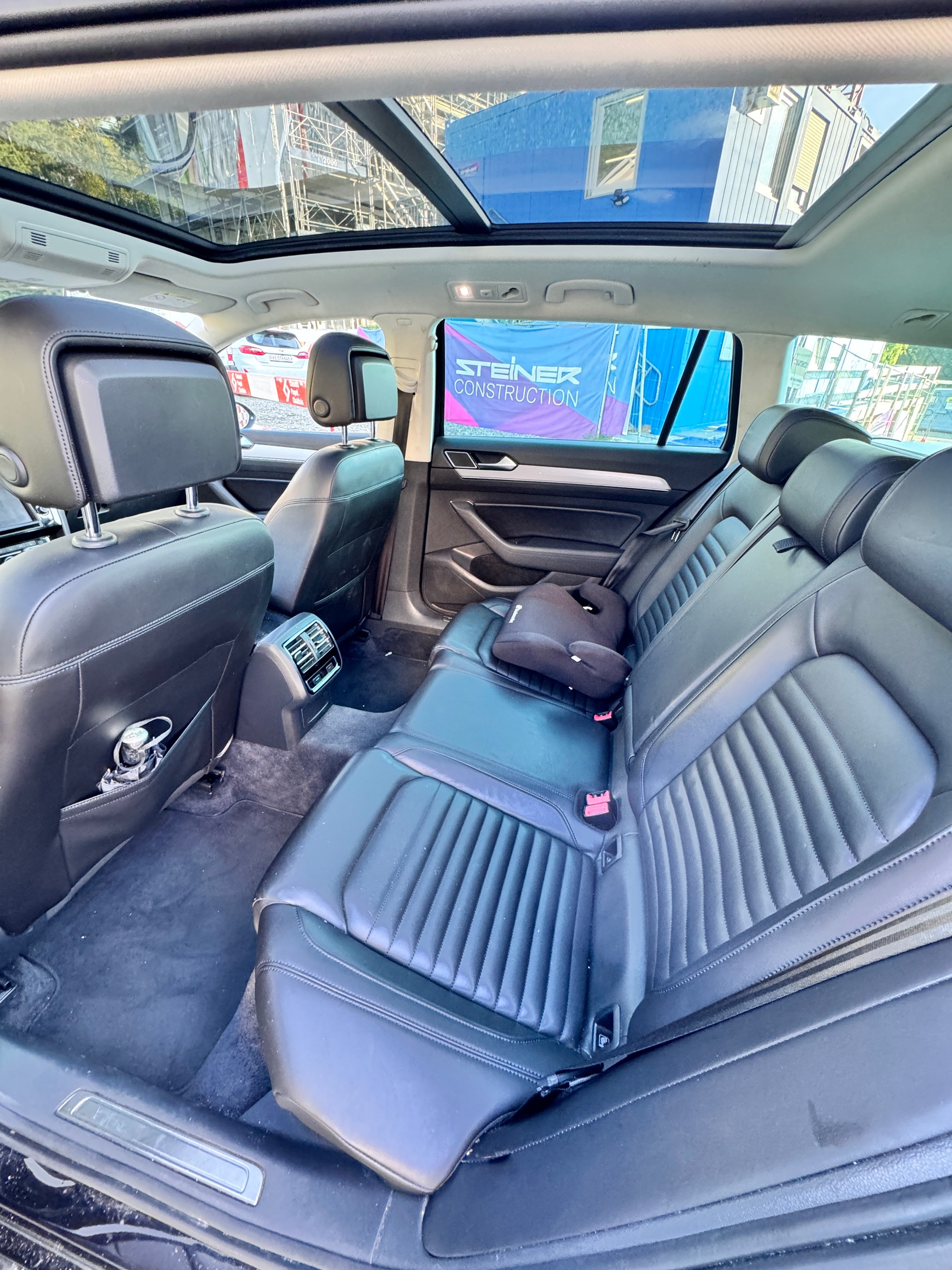 VW Passat Variant 2.0 TDI BMT High. DSG 4Motion-image-2