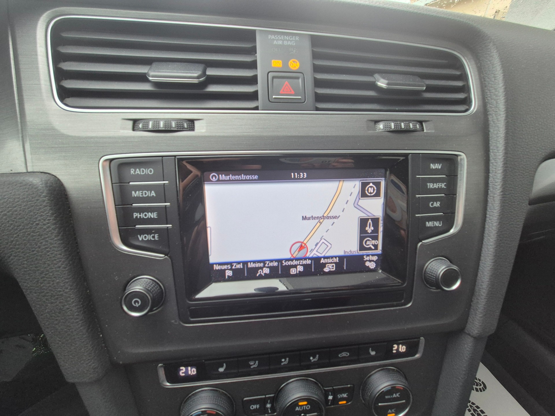 VW GOLF VII 1.6 TDI-image-12