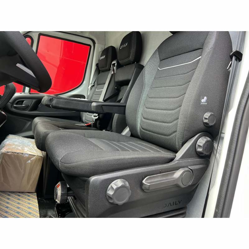 IVECO Daily 35S18HA8V Kaw.3520L H2. 3.0 HPI 180-image-5