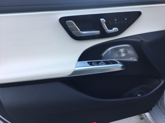 MERCEDES-BENZ E 300 de 4M 9G-Tronic-image-9