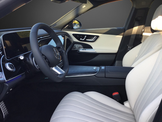 MERCEDES-BENZ E 300 de 4M 9G-Tronic-image-6