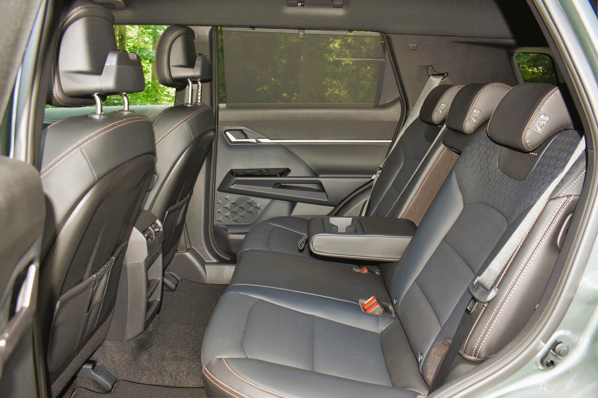 KGM-SsangYong Torres 1.5 TGDI Hybrid Titanium AT-image-7