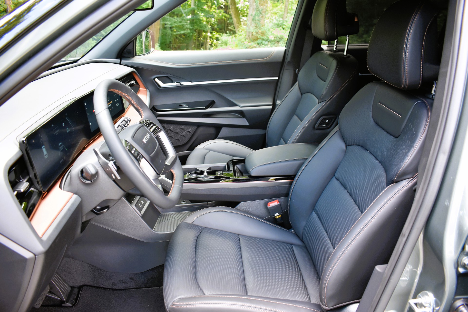 KGM-SsangYong Torres 1.5 TGDI Hybrid Titanium AT-image-6