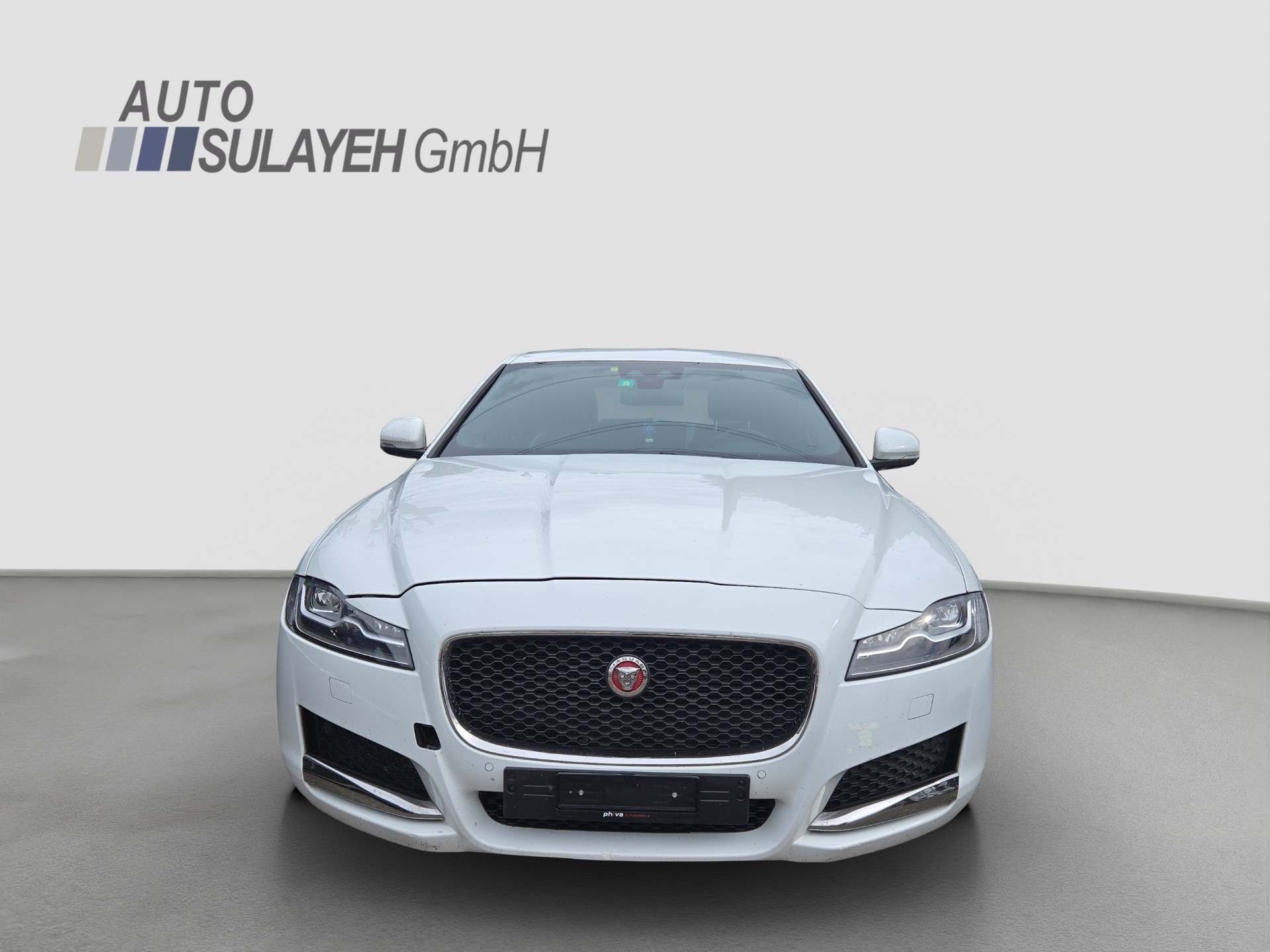 JAGUAR XF-image-0