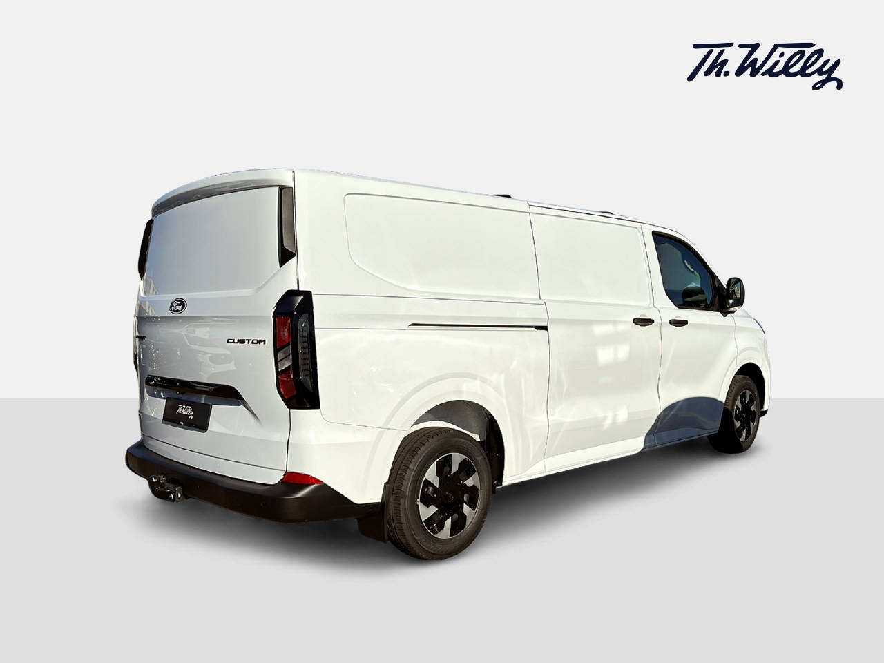 FORD Transit Custom Van 320 L2 2.5 Duratec 233 Trend PHEV-image-3