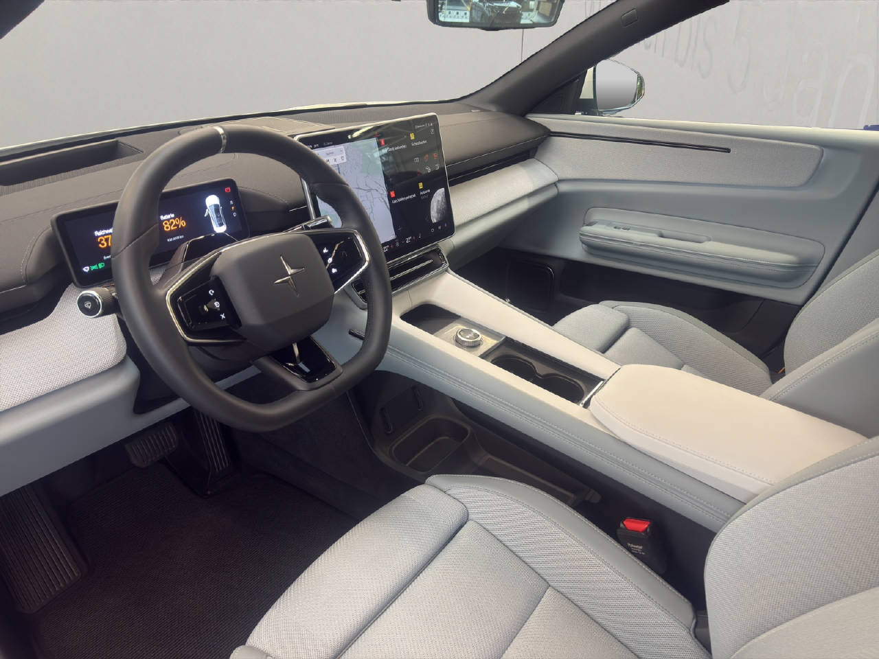 POLESTAR 4 Long Range 544 PS Dual Motor PERFORMANCE 100 kWh AWD-image-4