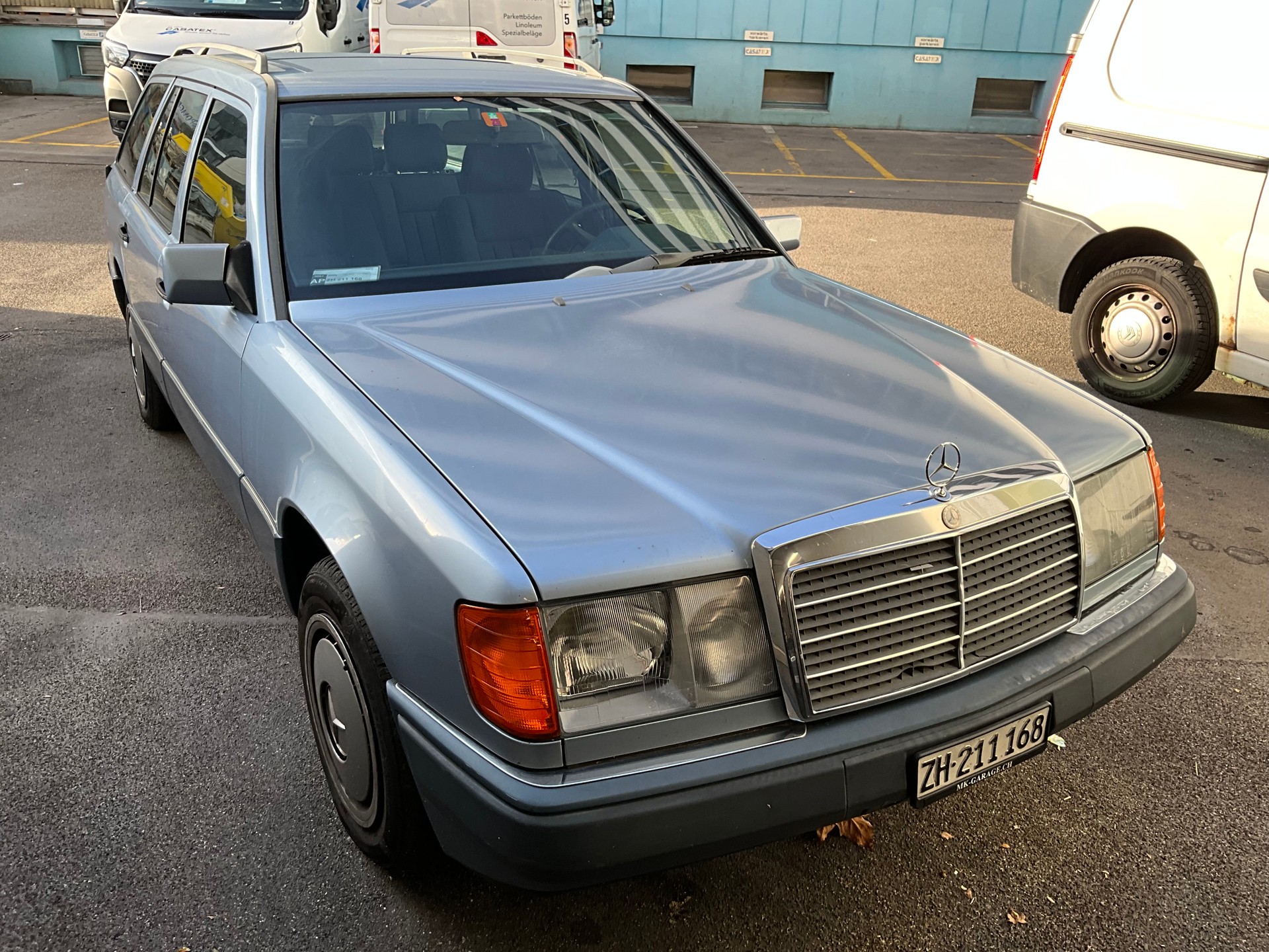 MERCEDES-BENZ 230 TE-image-5