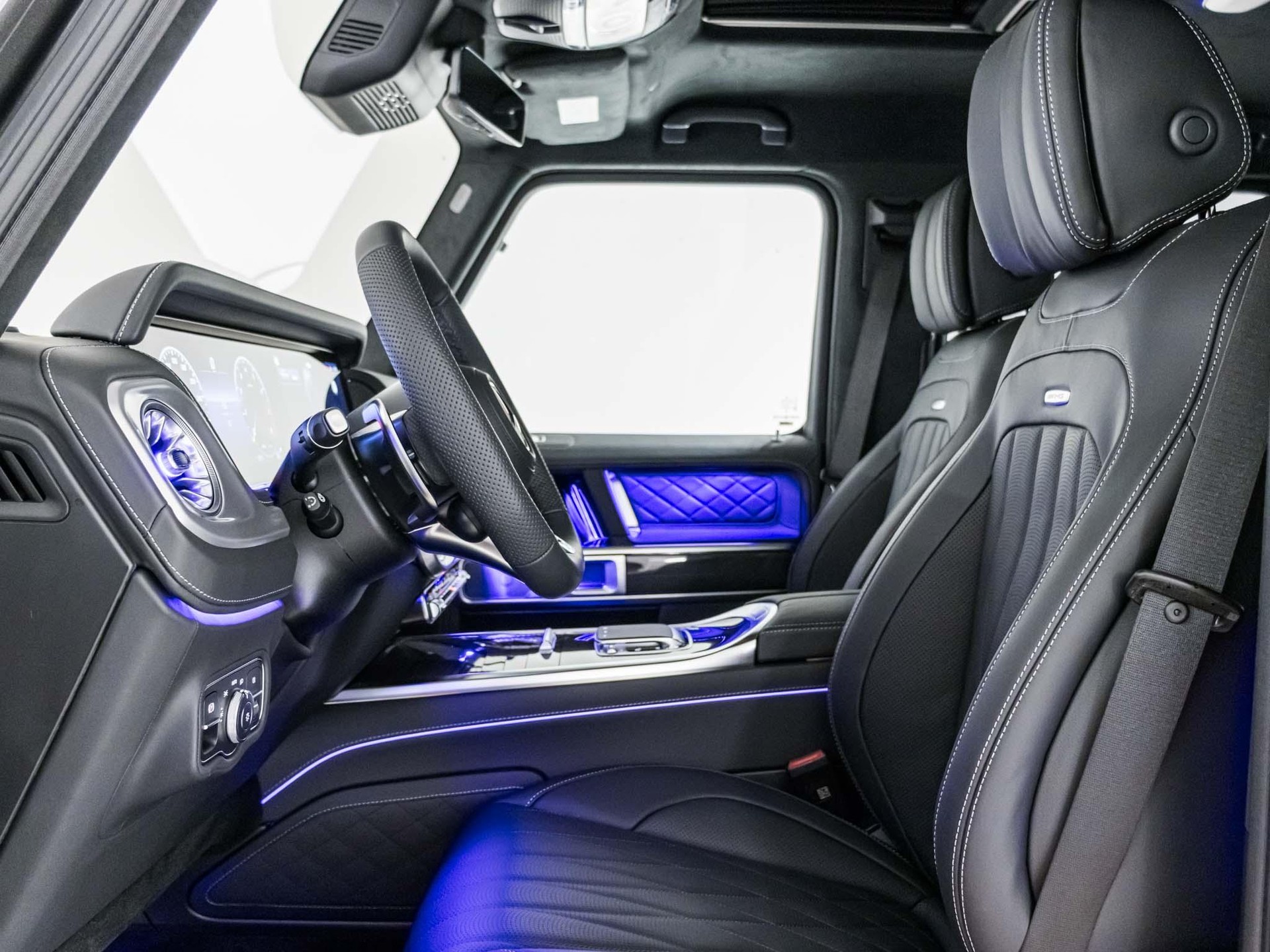 MERCEDES-BENZ G 63 AMG-image-6