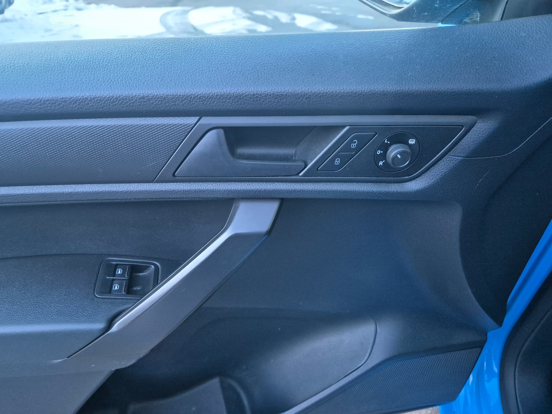 VW Caddy Maxi 2.0TDI 4Motion BlueMotion Technology-image-4