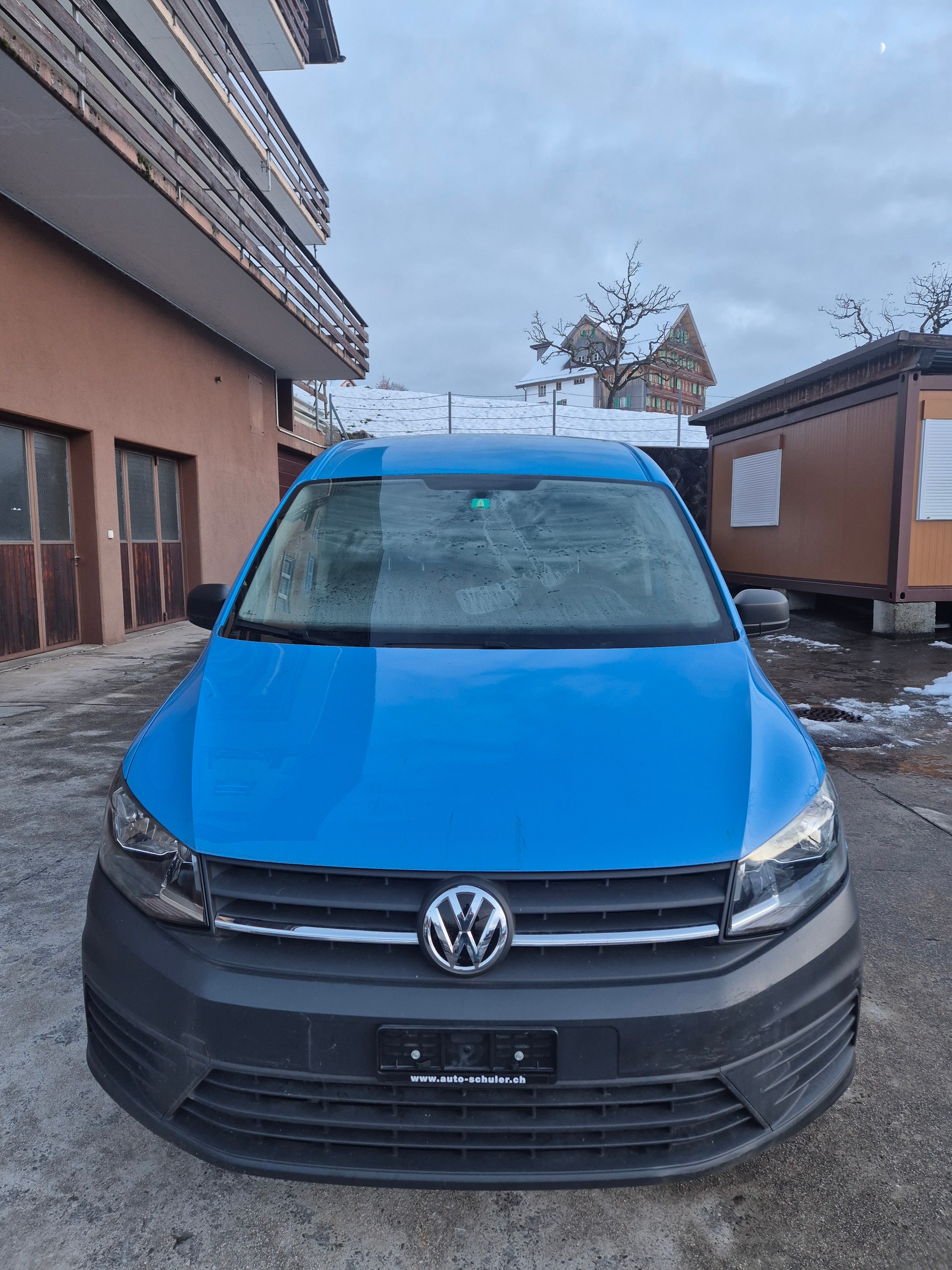 VW Caddy Maxi 2.0TDI 4Motion BlueMotion Technology-image-0