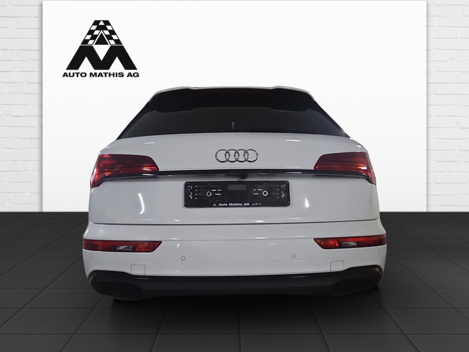 AUDI Q5 55 TFSI e PHEV S line quattro S-tronic-image-9