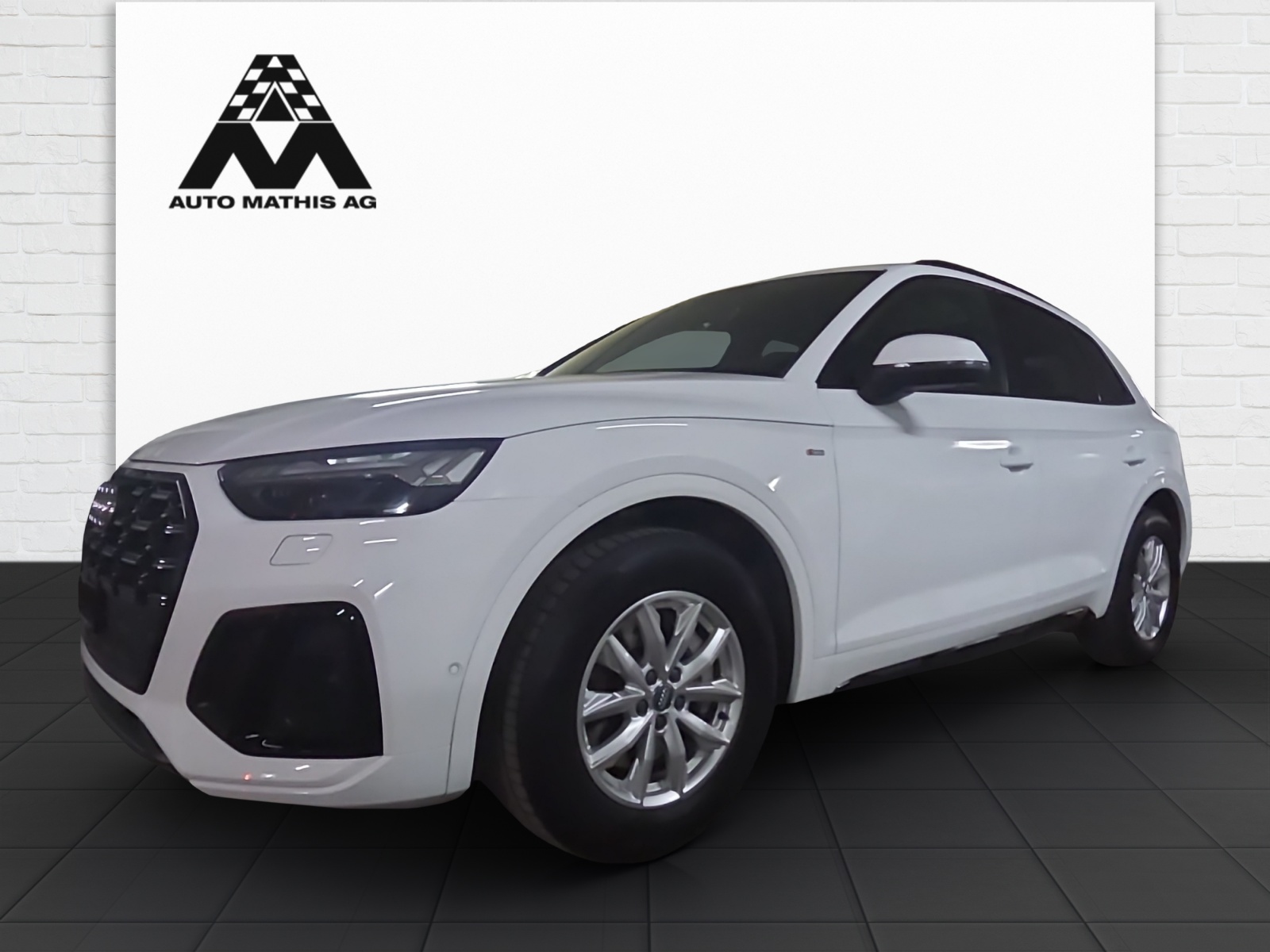 AUDI Q5 55 TFSI e PHEV S line quattro S-tronic-image-0