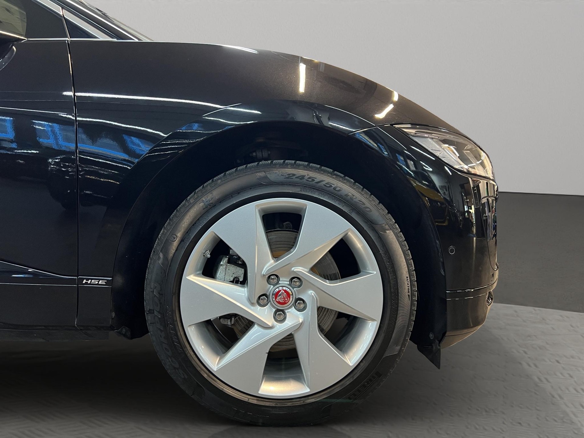 JAGUAR I-Pace EV400 HSE AWD-image-6