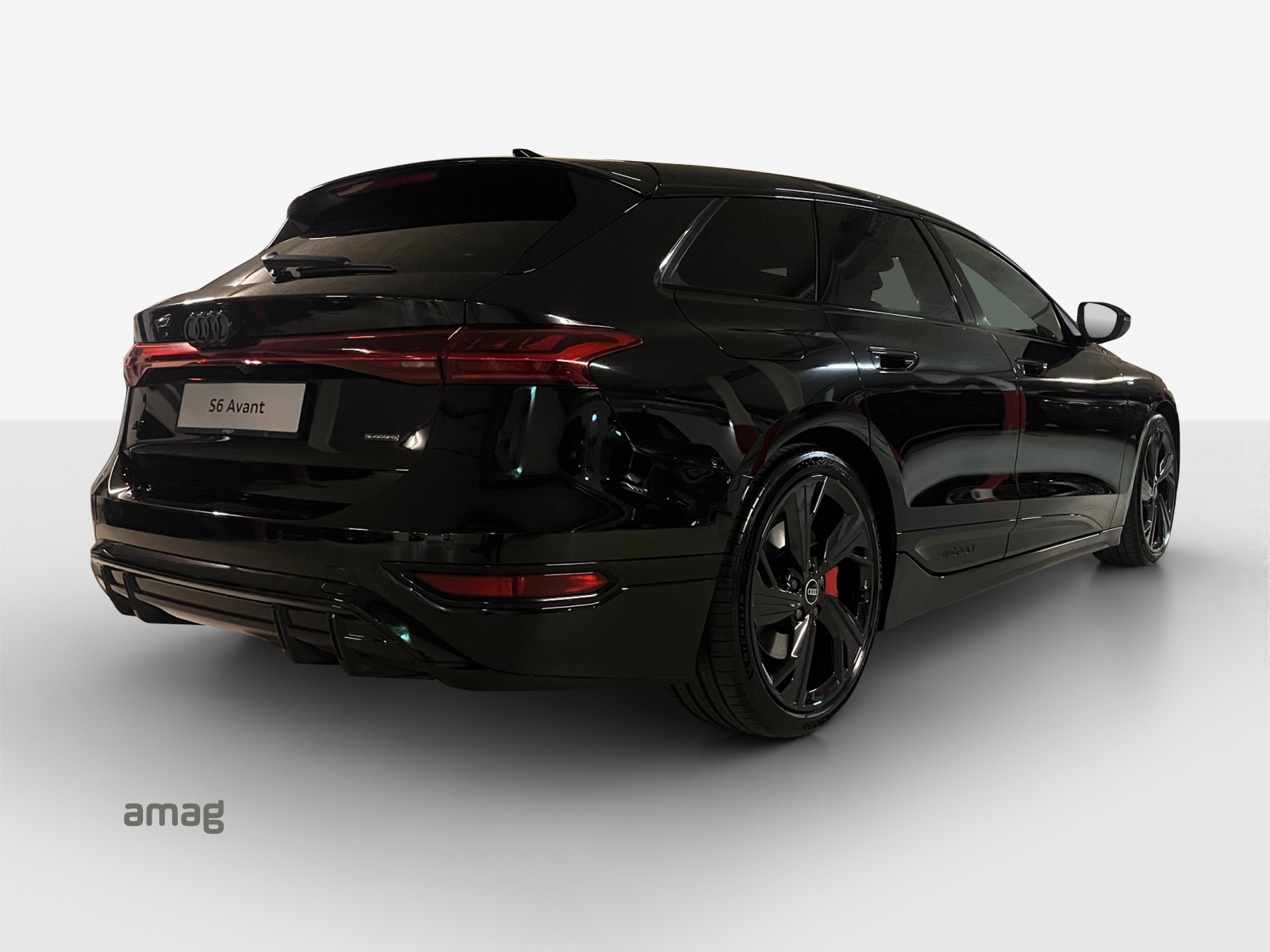 AUDI A6 Avant e-tron quattro-image-5