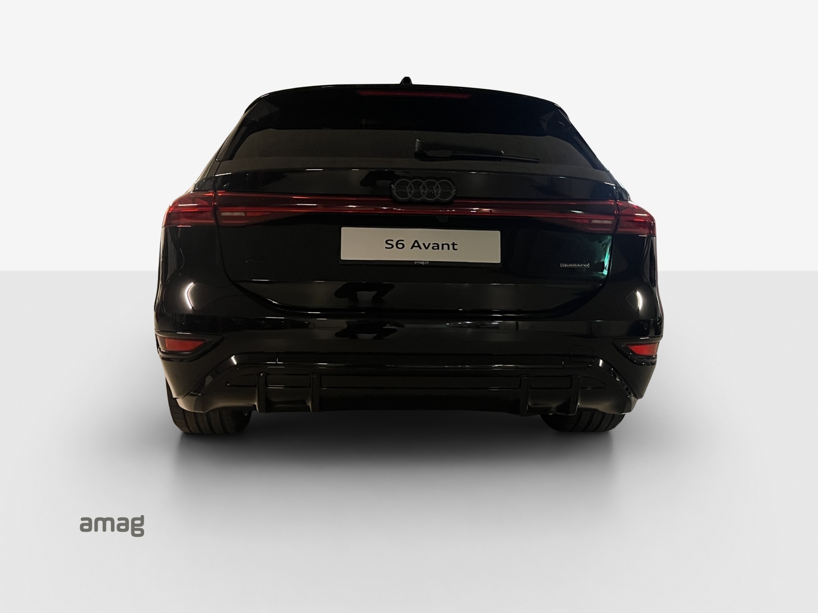 AUDI A6 Avant e-tron quattro-image-4