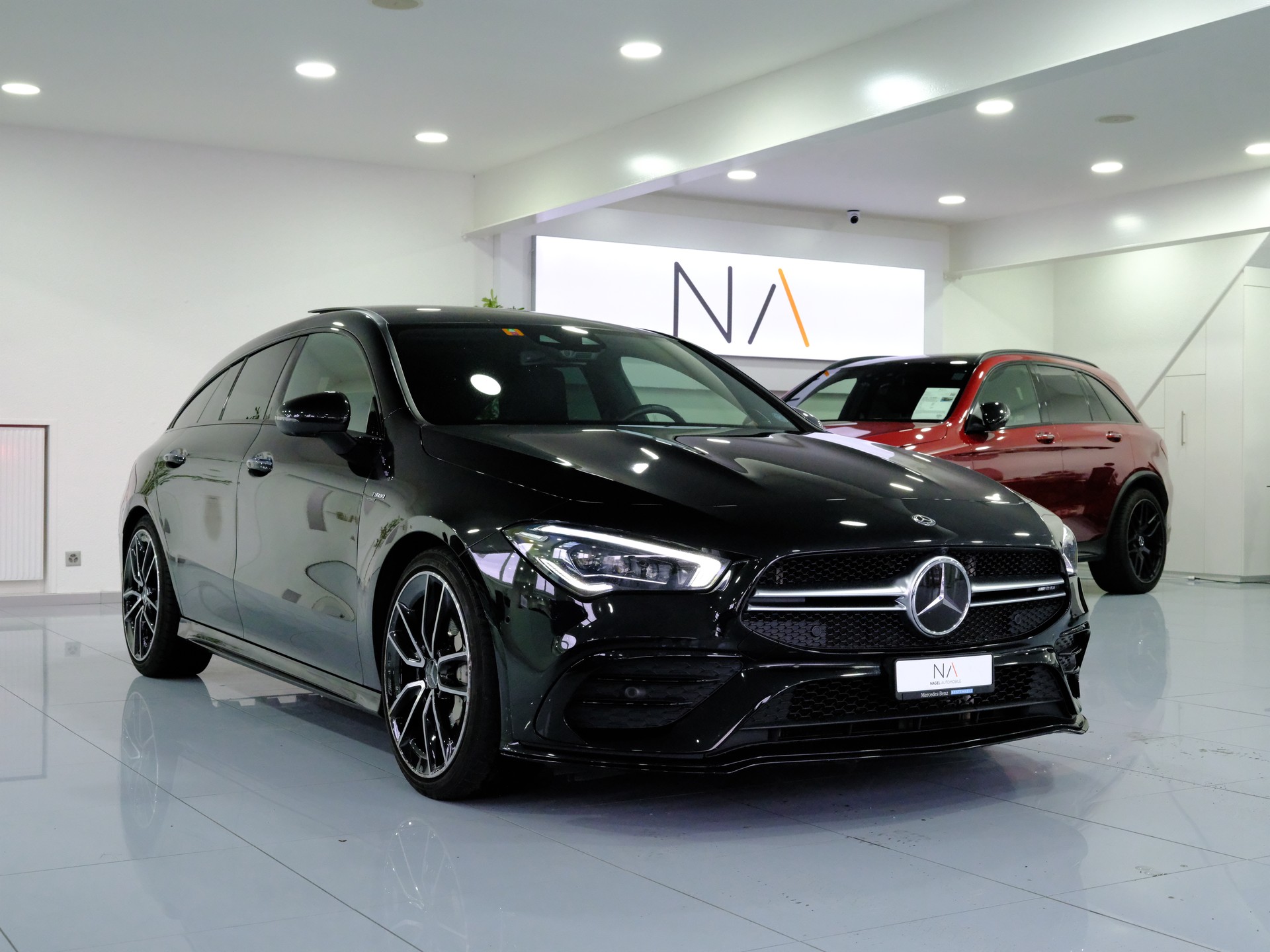 MERCEDES-BENZ CLA Shooting Brake 35 AMG 4Matic 7G-DCT-image-1