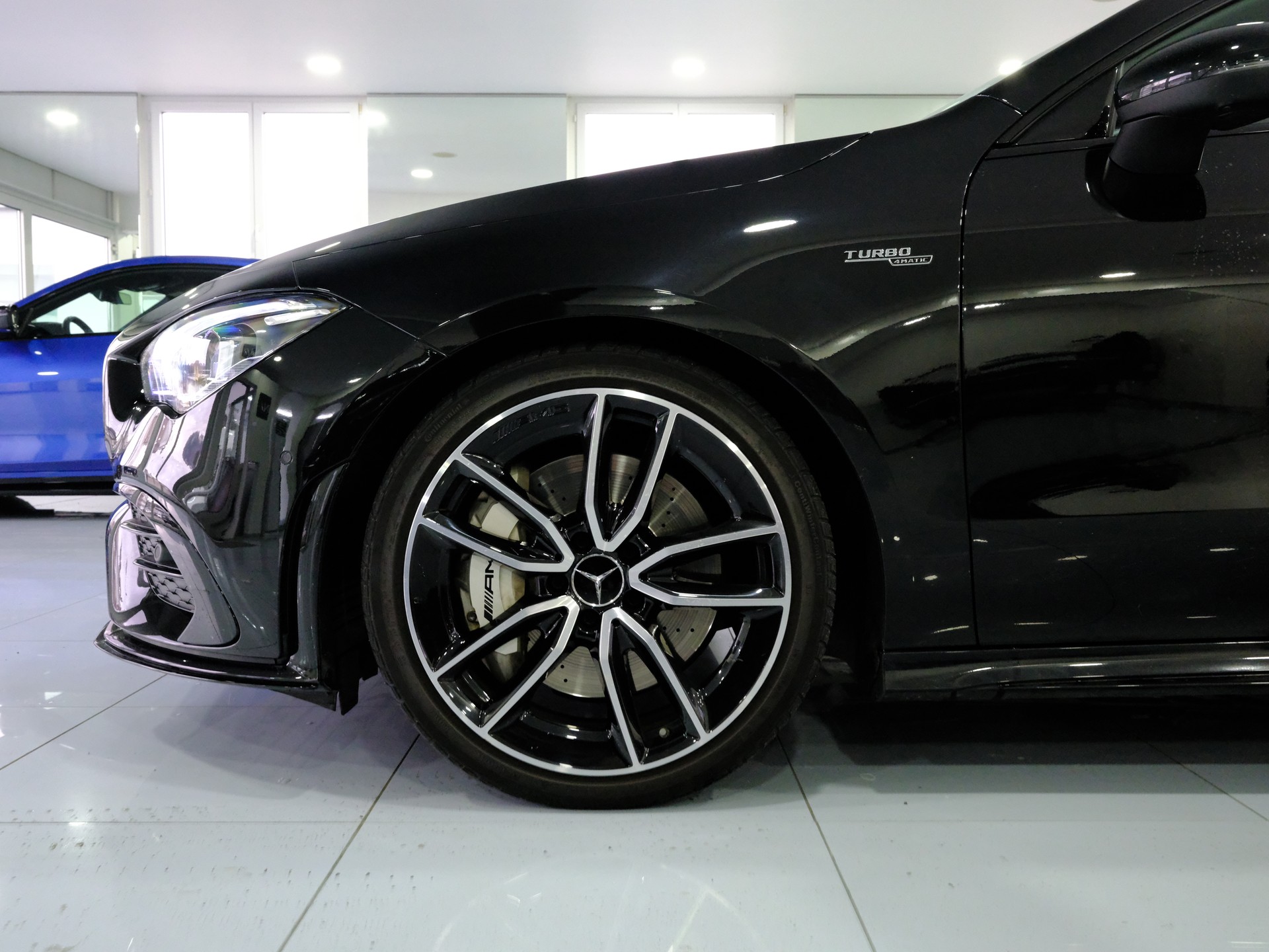 MERCEDES-BENZ CLA Shooting Brake 35 AMG 4Matic 7G-DCT-image-6