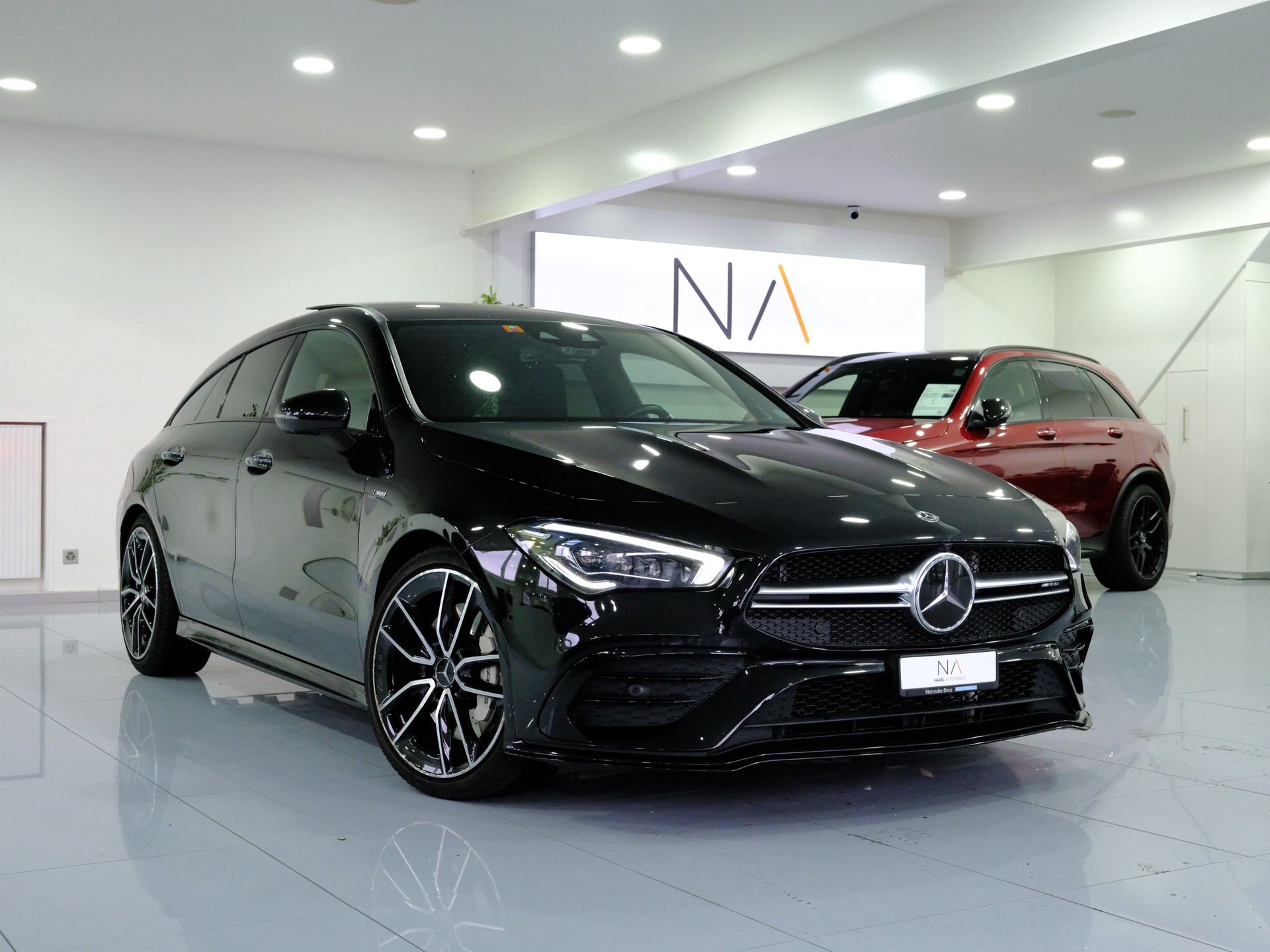 MERCEDES-BENZ CLA Shooting Brake 35 AMG 4Matic 7G-DCT-image-0