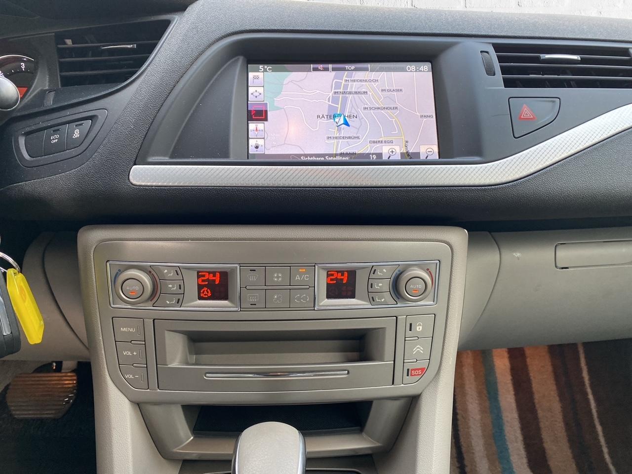 CITROEN C5 Tourer 2.0 BlueHDi 180 Exclusive-image-12