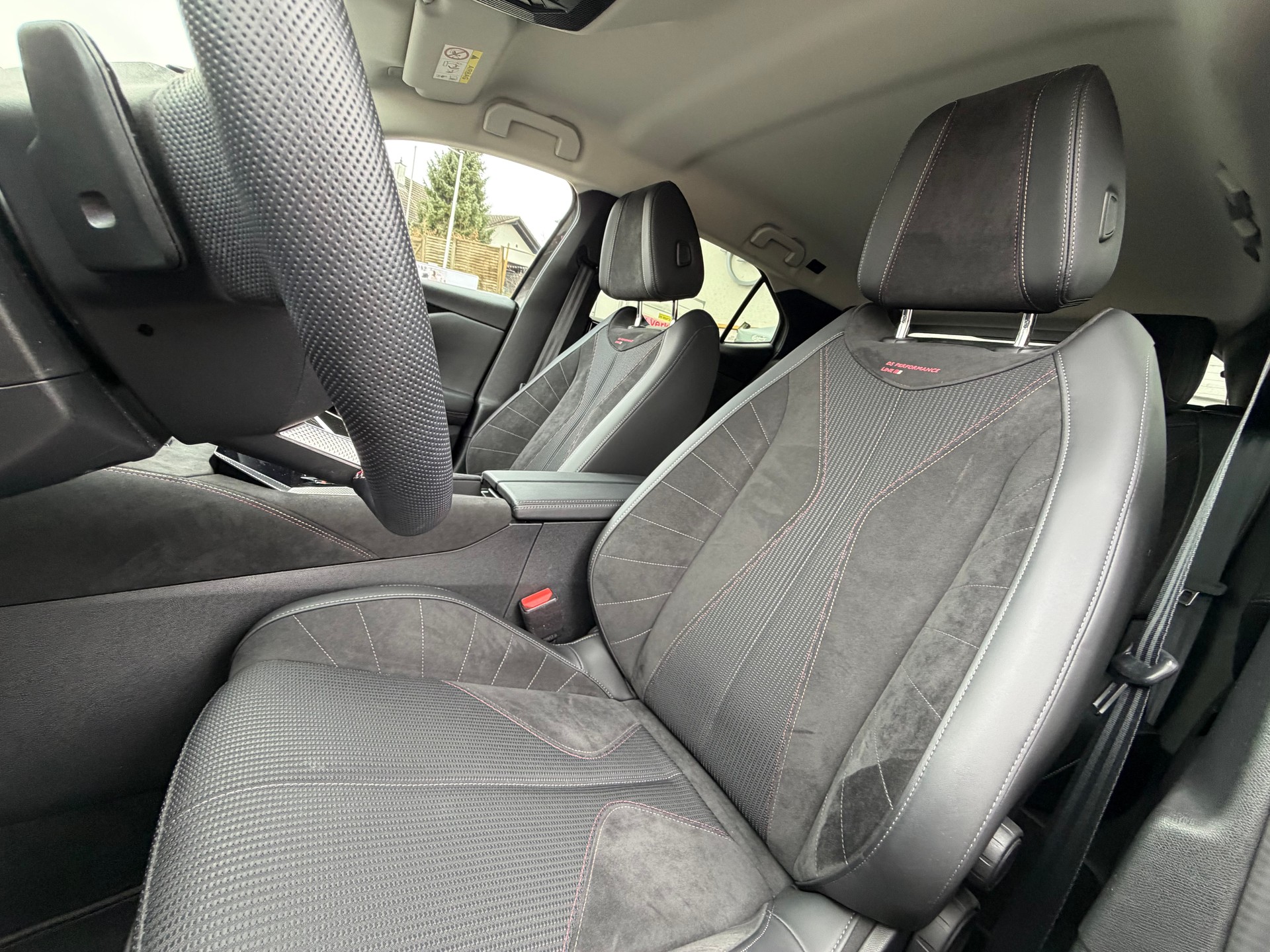 DS AUTOMOBILES DS4 1.6 E-Tense Ligne Noire-image-13