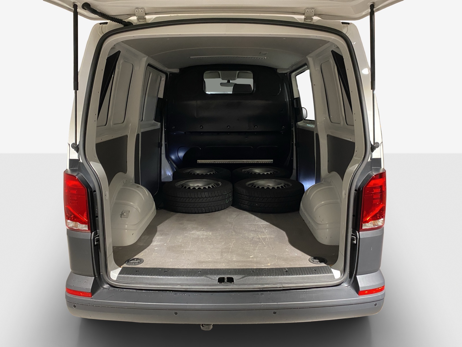 VW T6.1 2.0 TDI 4Motion-image-12