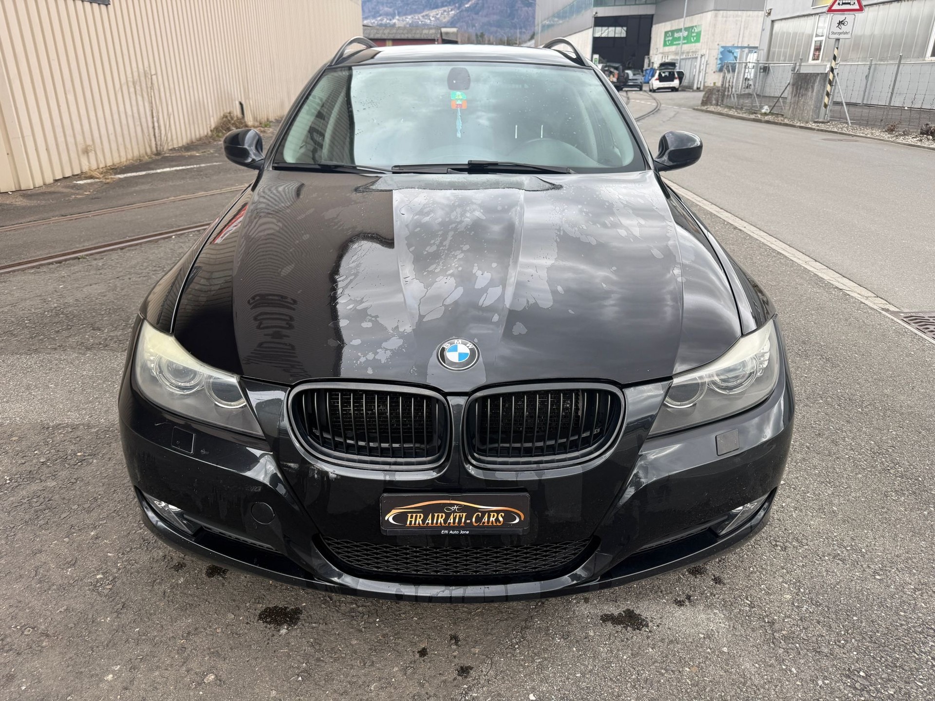 BMW 325i Touring Steptronic-image-0