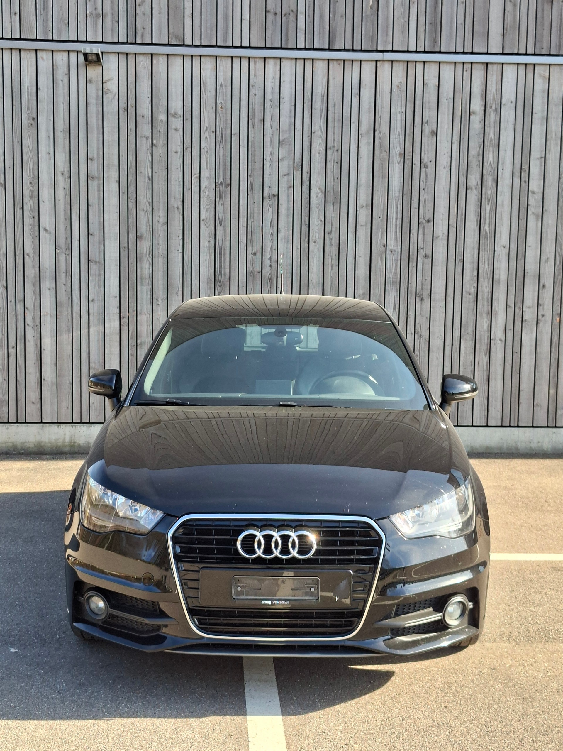 AUDI A1 Sportback Sport 1.4 TFSI Ambition S-tronic-image-2