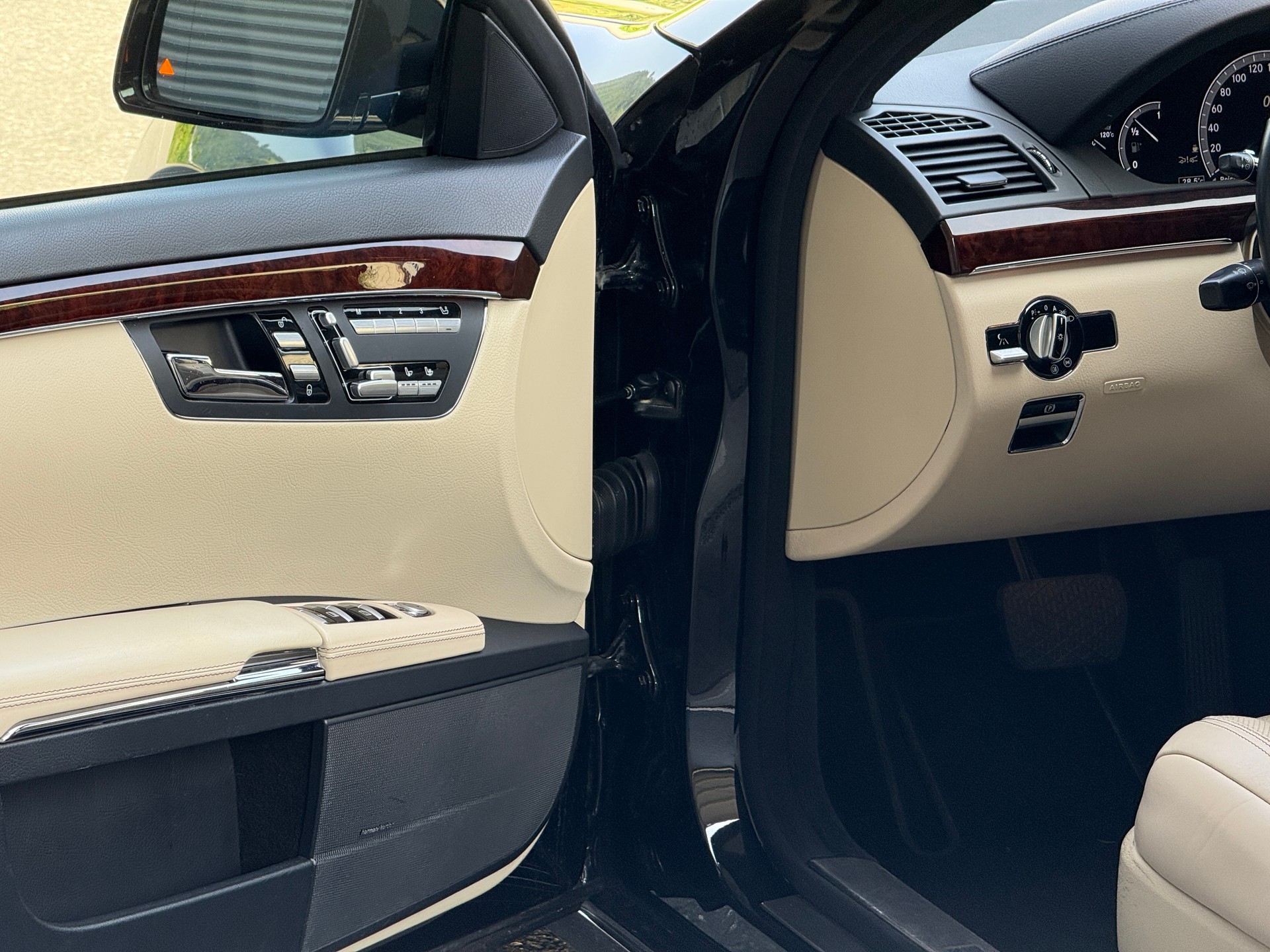 MERCEDES-BENZ S 500 BlueEfficiency SS 4Matic 7G-Tronic-image-4