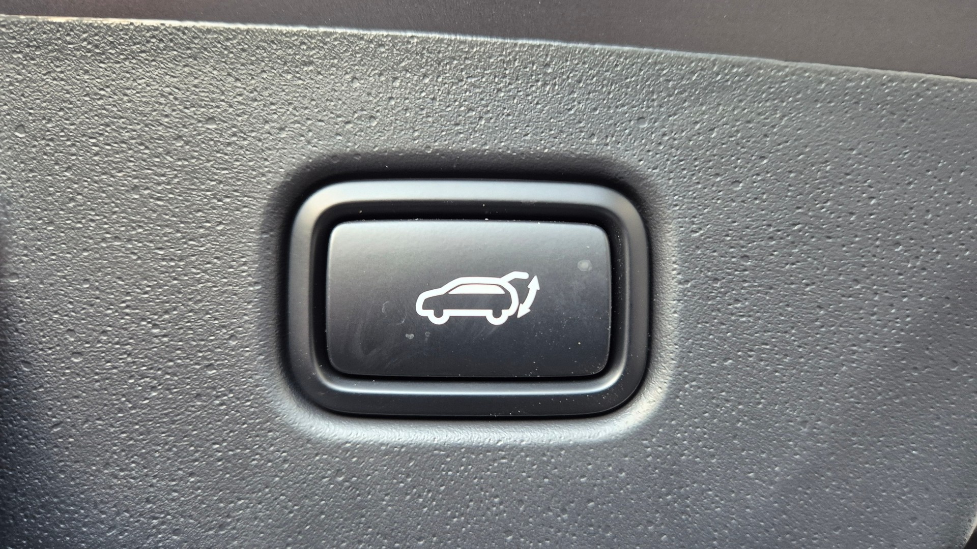 KIA Niro 1.6GDi Hybrid Style DCT-image-16