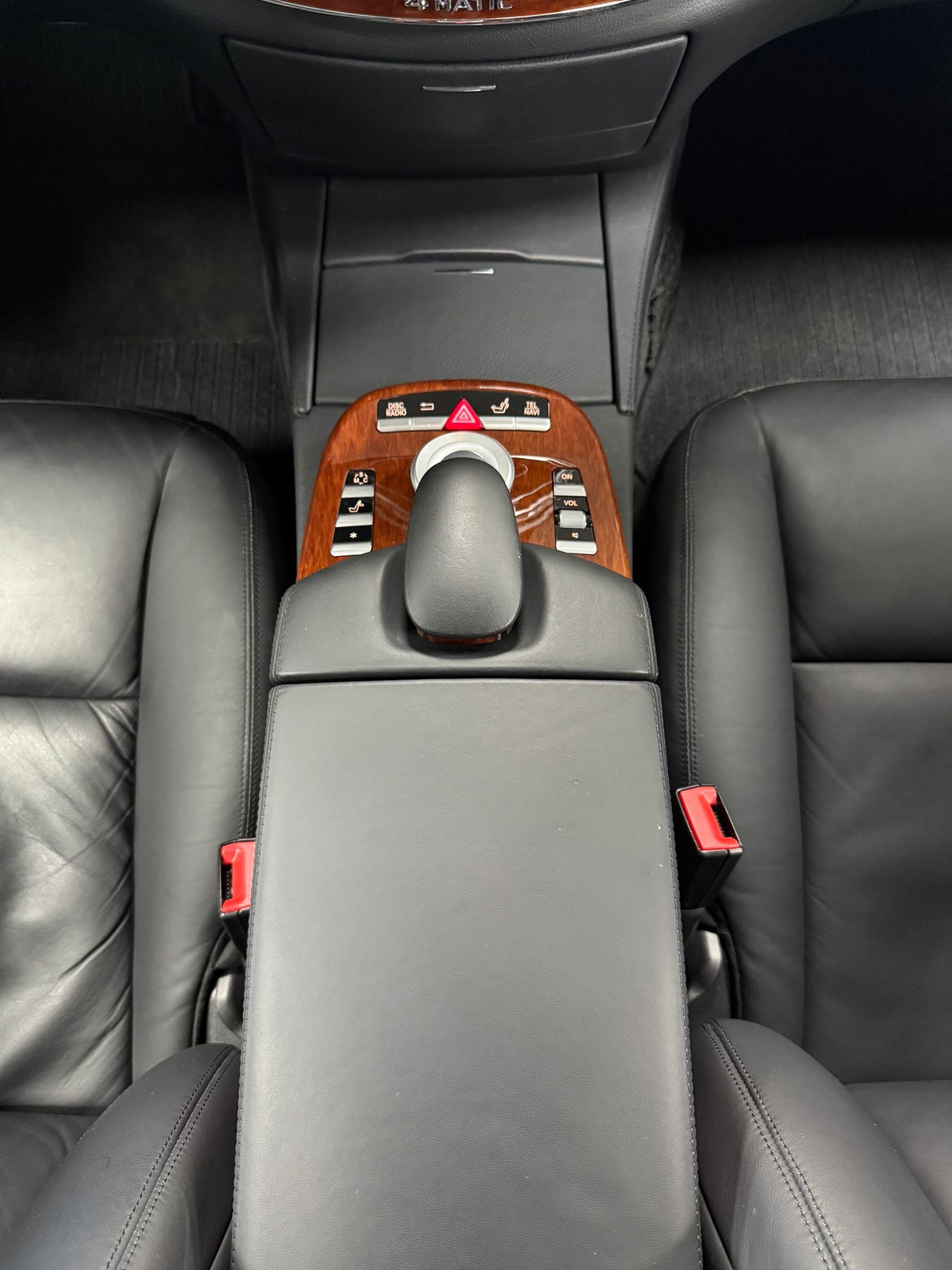 MERCEDES-BENZ S 500 4Matic 7G-Tronic-image-18